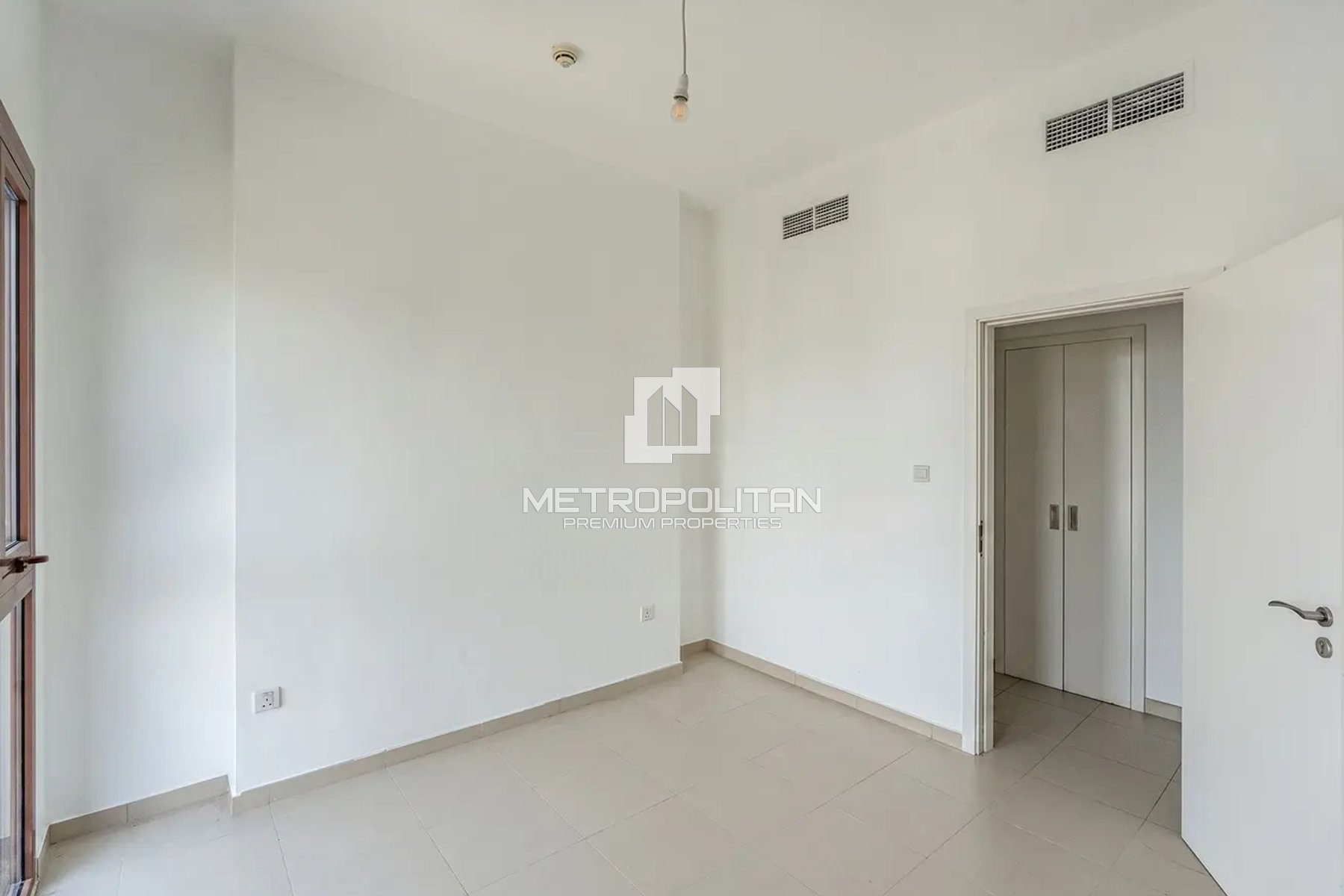 High Floor Unit | Vacating Soon | Private Balcony