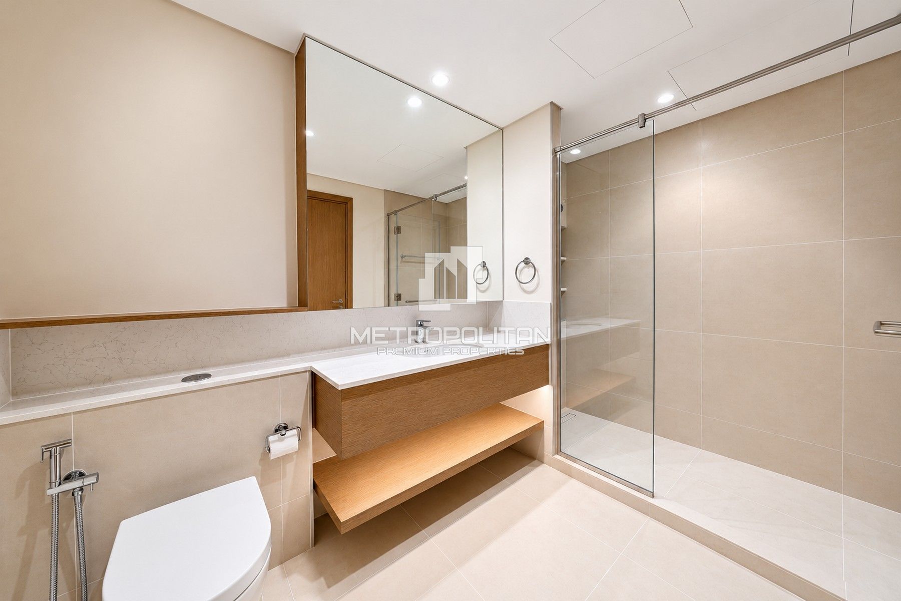 Brand New | Ready to Move in | Low Floor