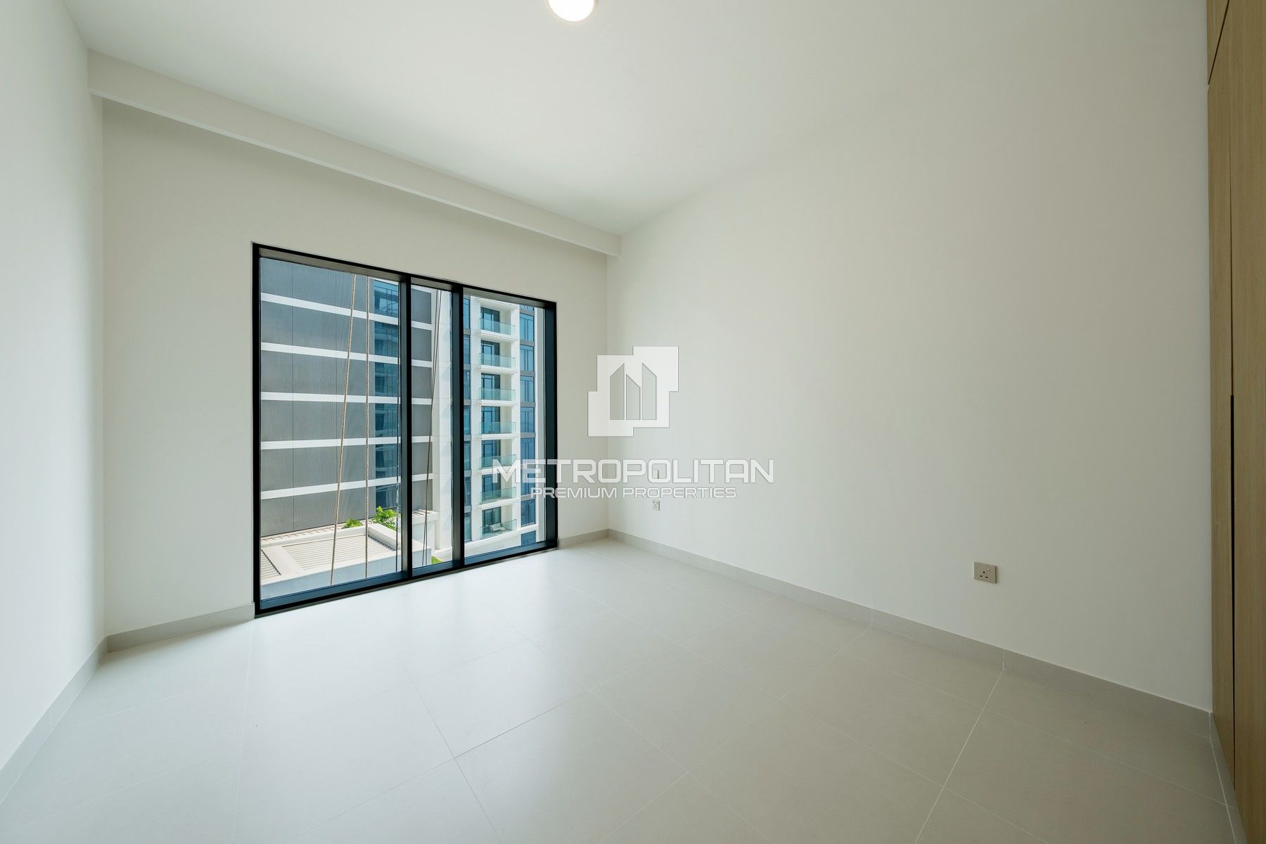 Brand New | Ready to Move in | Low Floor