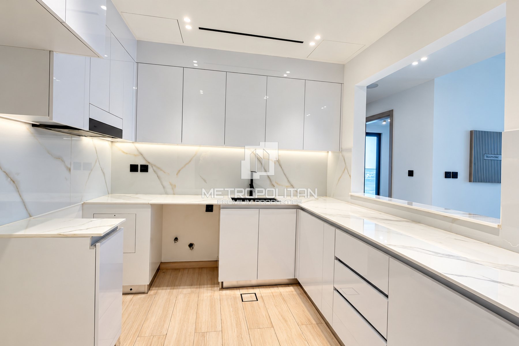Снять квартиру в Binghatti Heights, Jumeirah Village Circle - MPR-11461