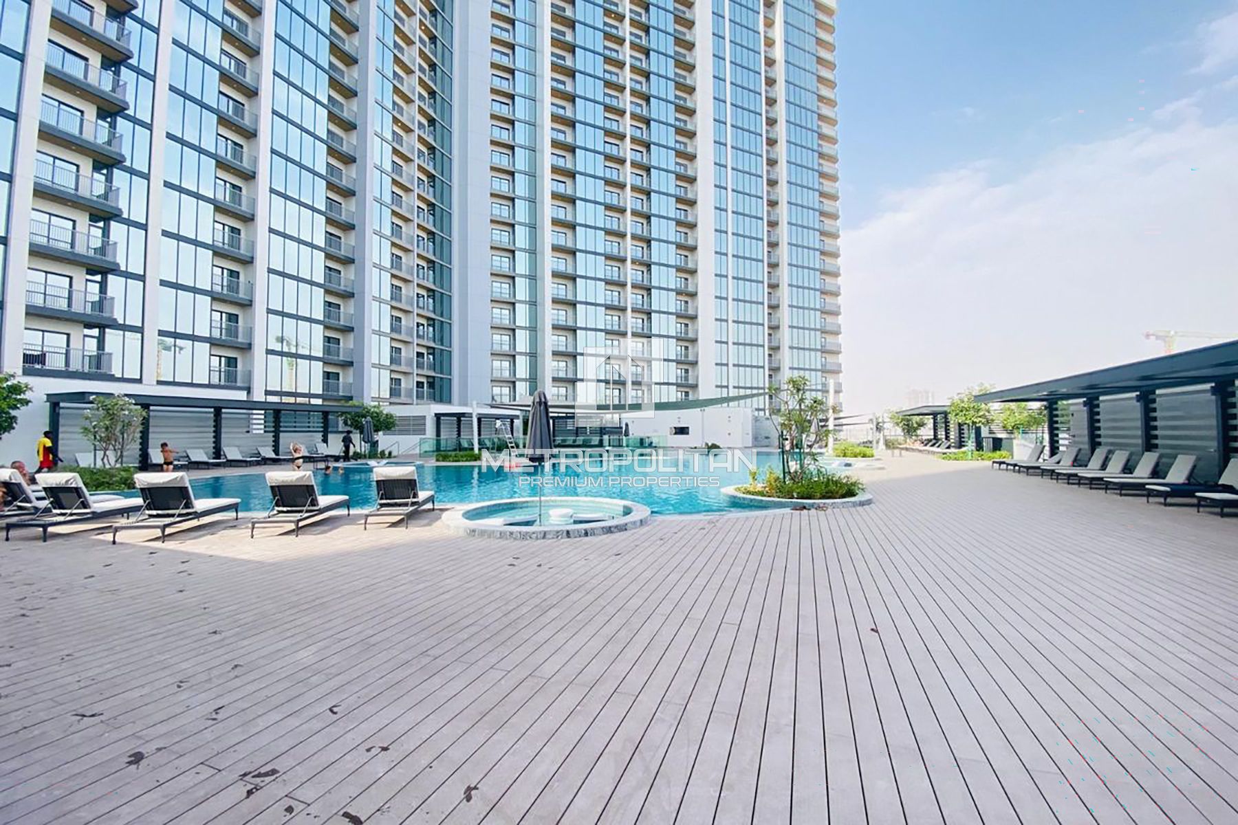 Modern 1BR | Generous Layout | High Floor