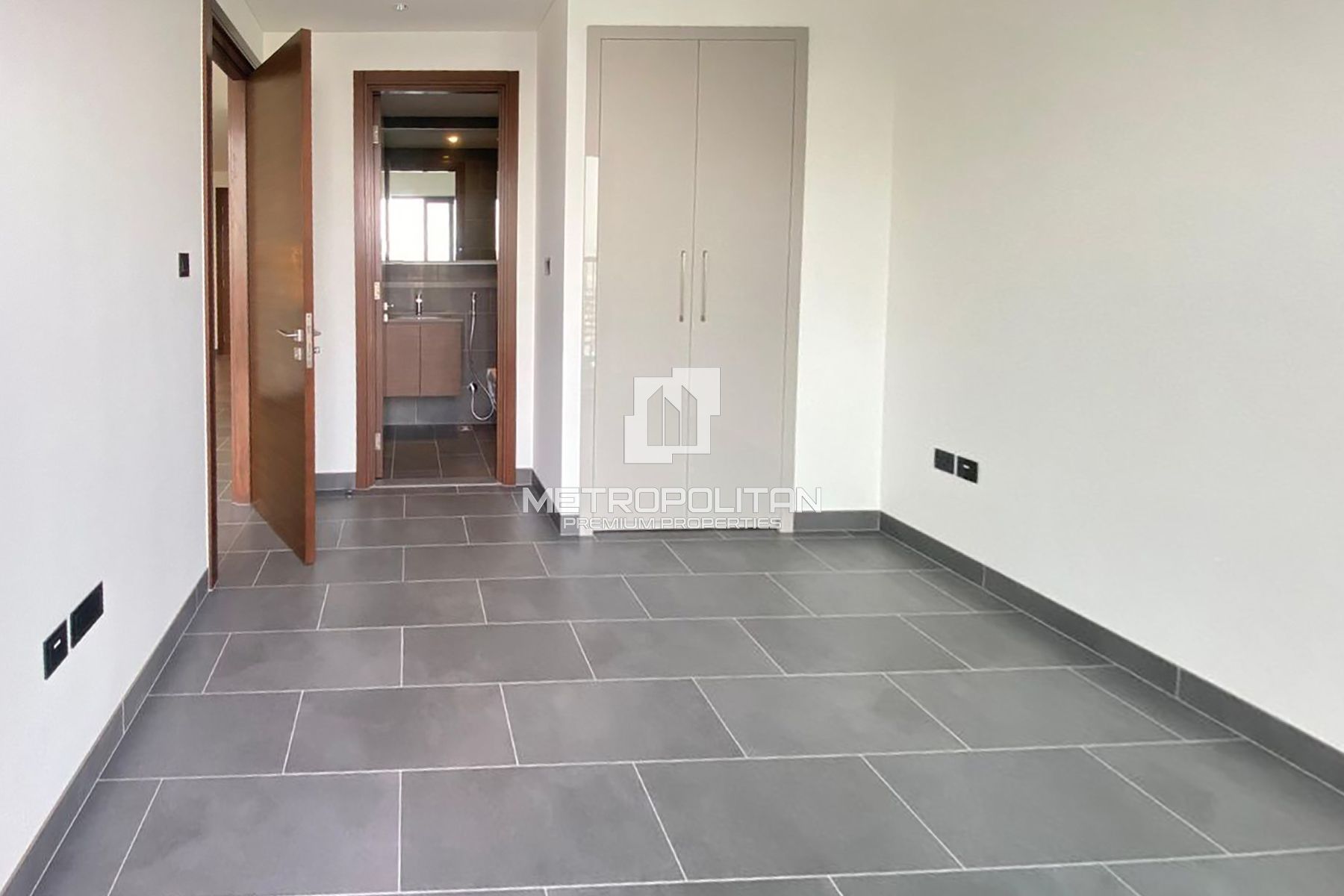Modern 1BR | Generous Layout | High Floor