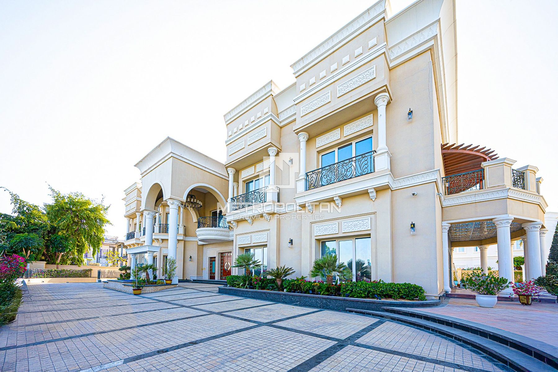 Palatial Classic Villa | For Lease | Lake View