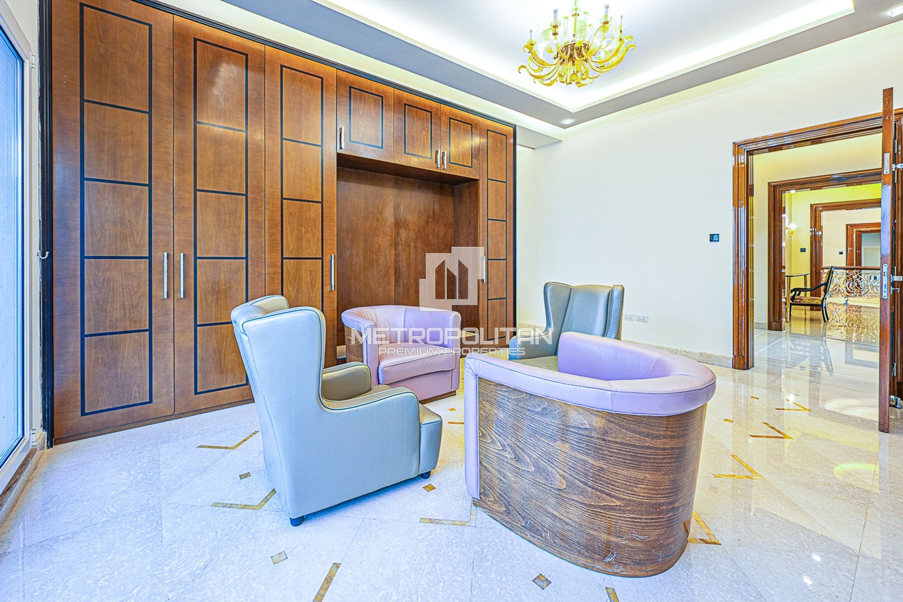 Palatial Classic Villa | For Lease | Lake View