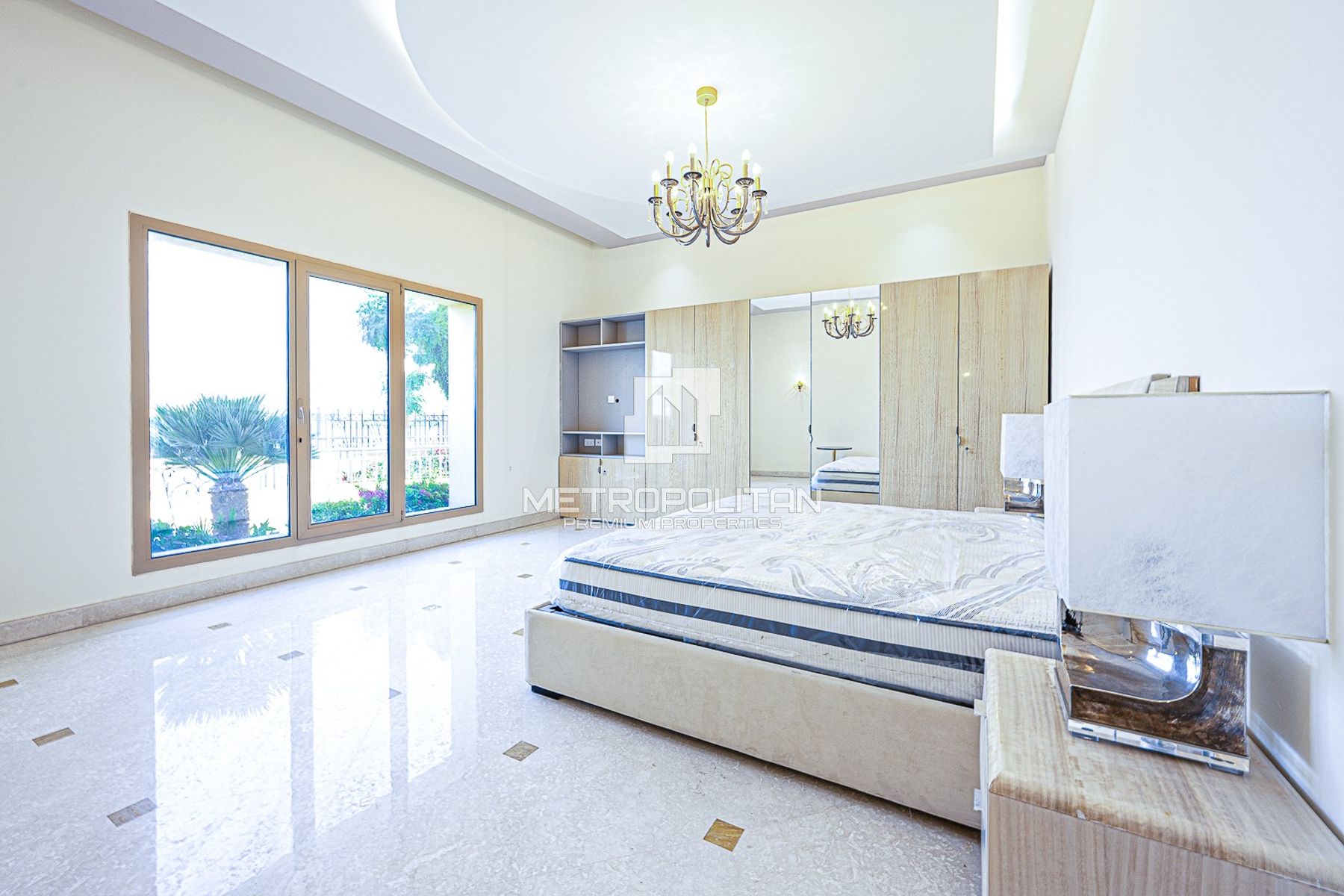Palatial Classic Villa | For Lease | Lake View