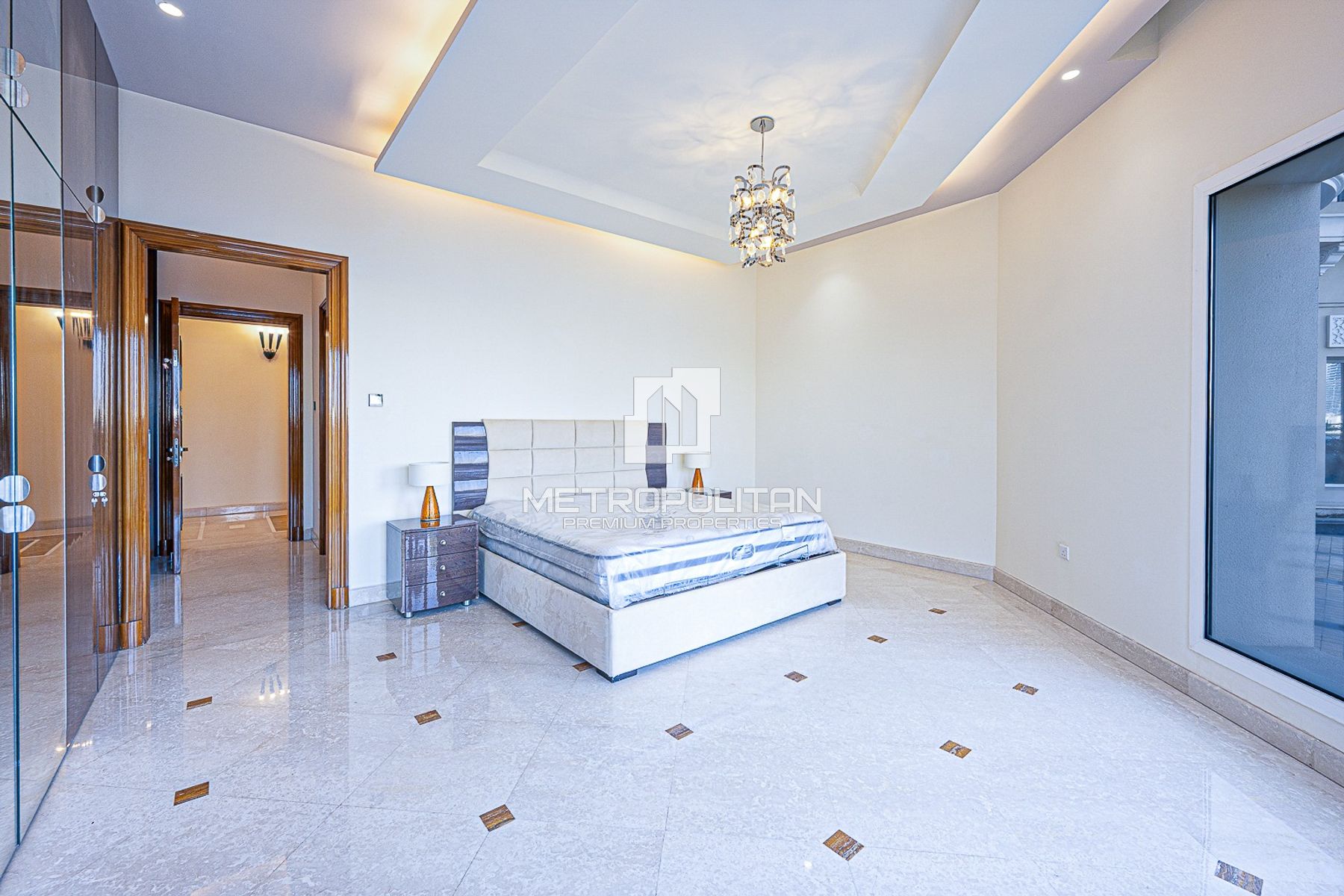 Palatial Classic Villa | For Lease | Lake View
