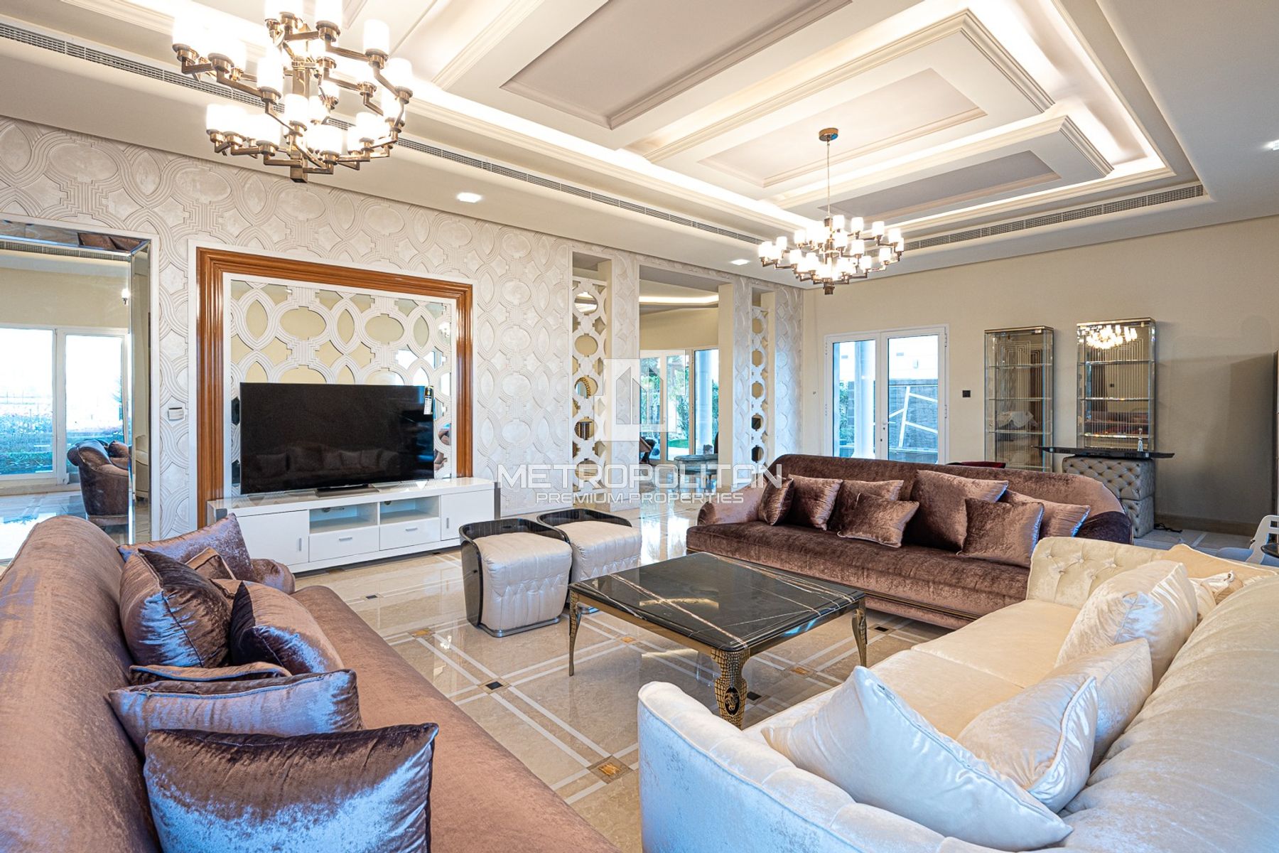 Palatial Classic Villa | For Lease | Lake View