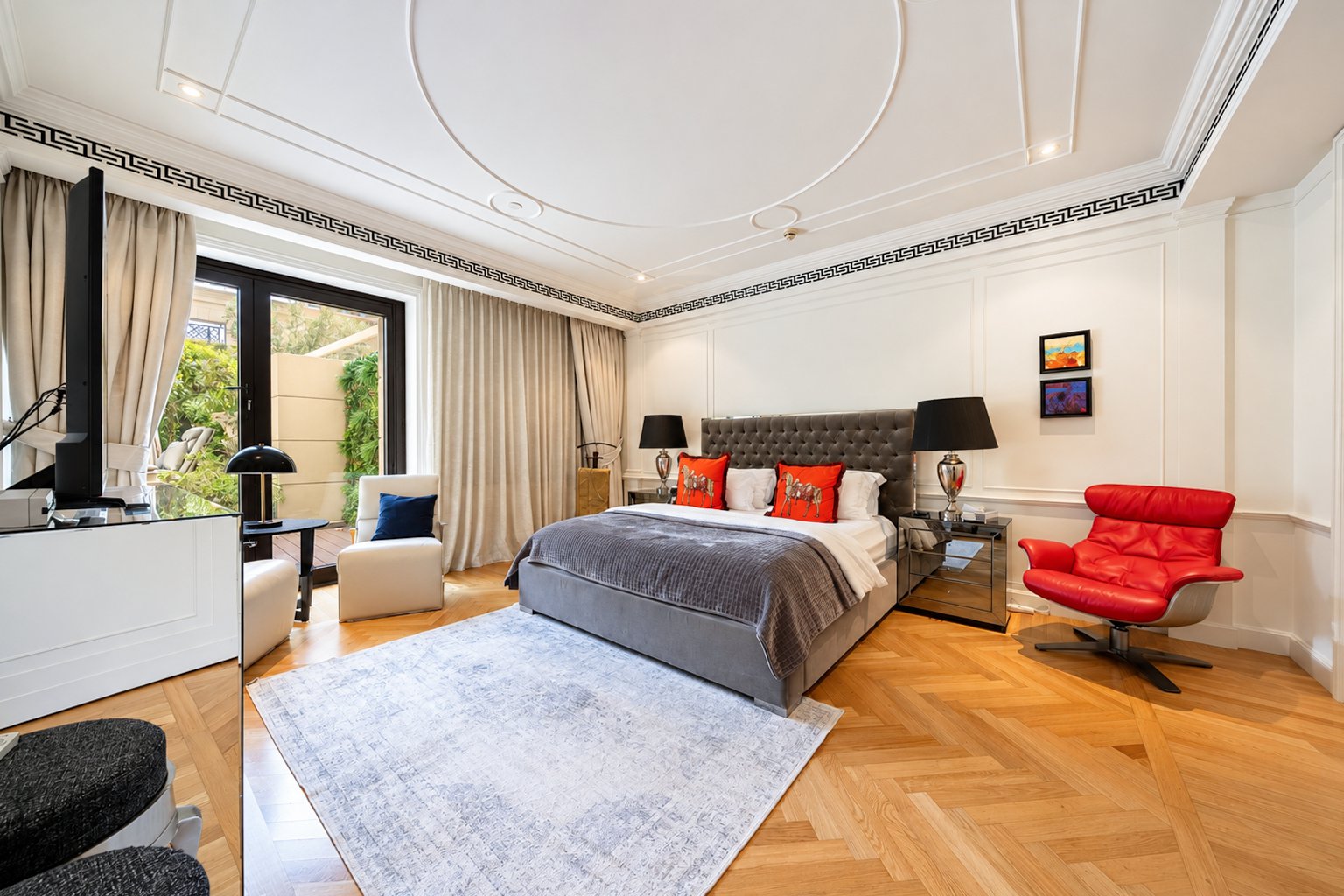 Luxury Living| Private Pool and Terrace| Low Floor