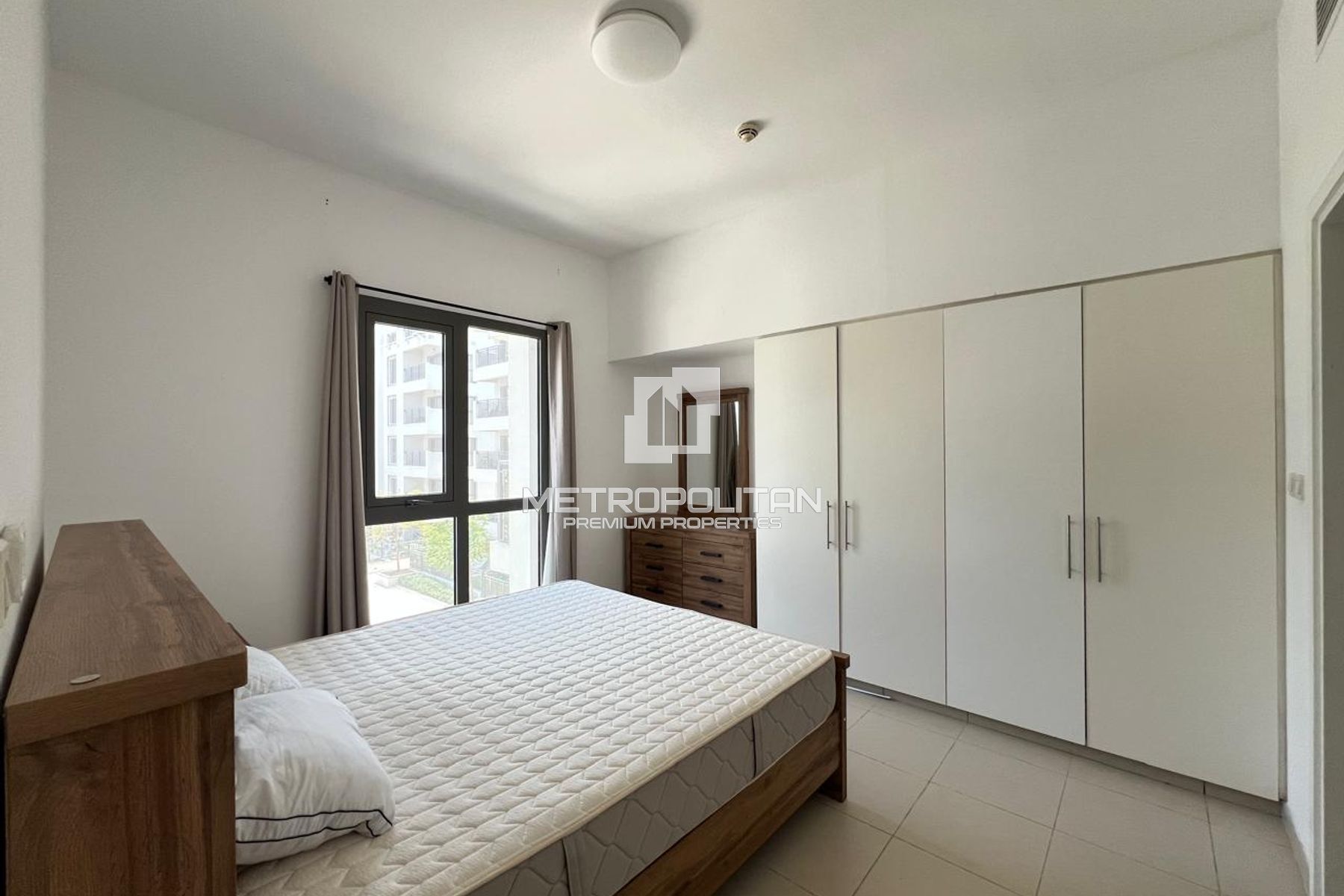 Ready to move. | Pool view | Fully Furnished