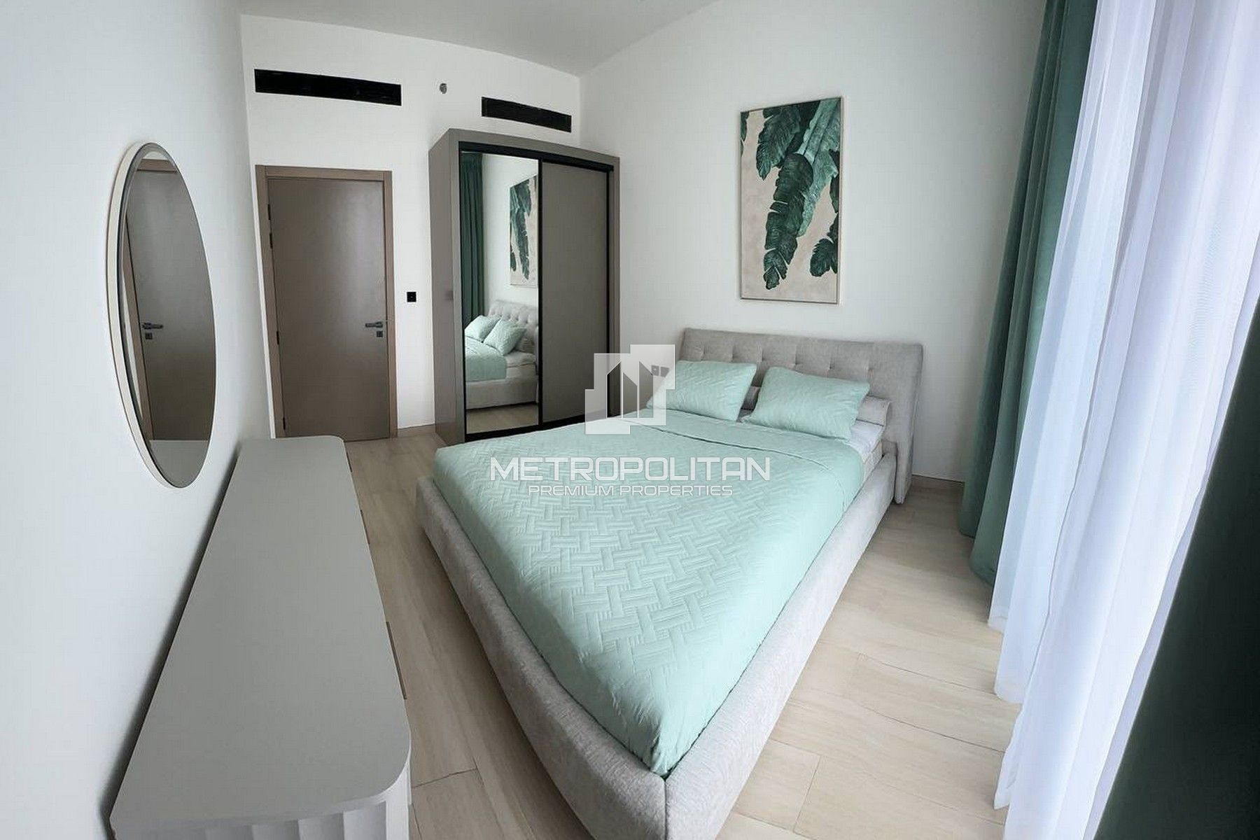Full Skyline View | Ready to Move In | Middle Unit