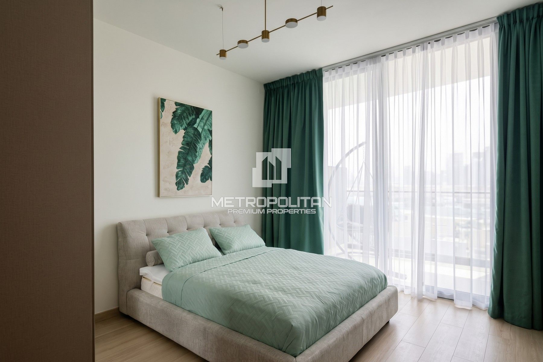 Full Skyline View | Ready to Move In | Middle Unit