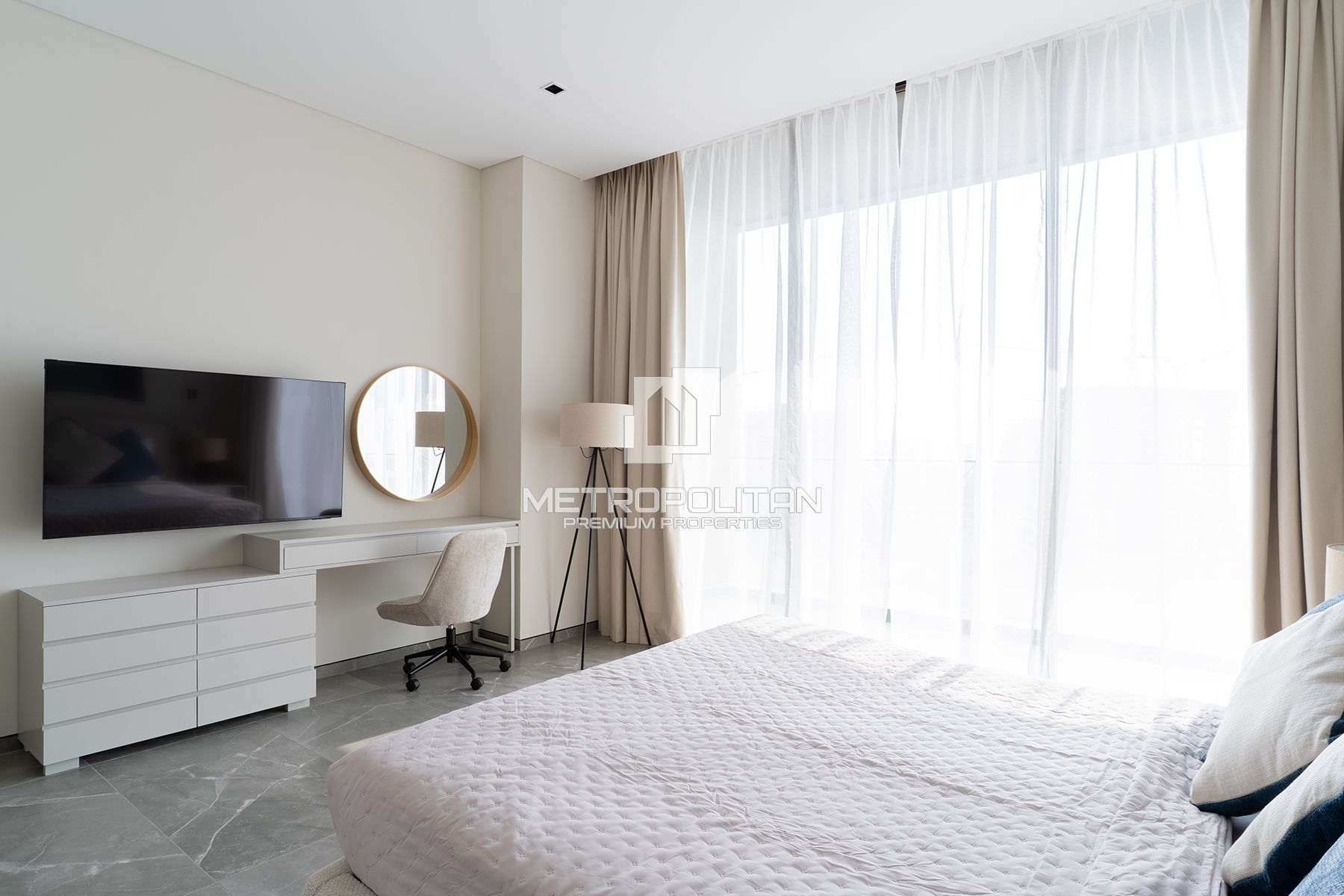 Beachfront | Fully Furnished | Unique Opportunity