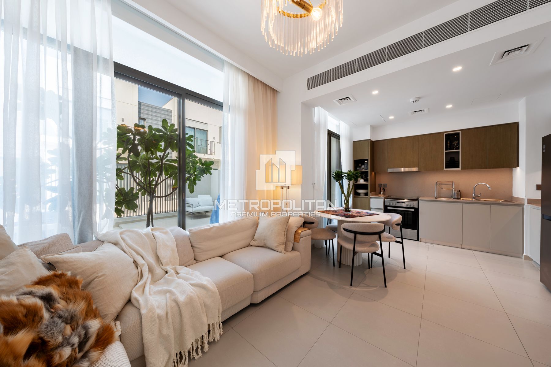Modern 3 Bed| Family-Friendly Community| Furnished