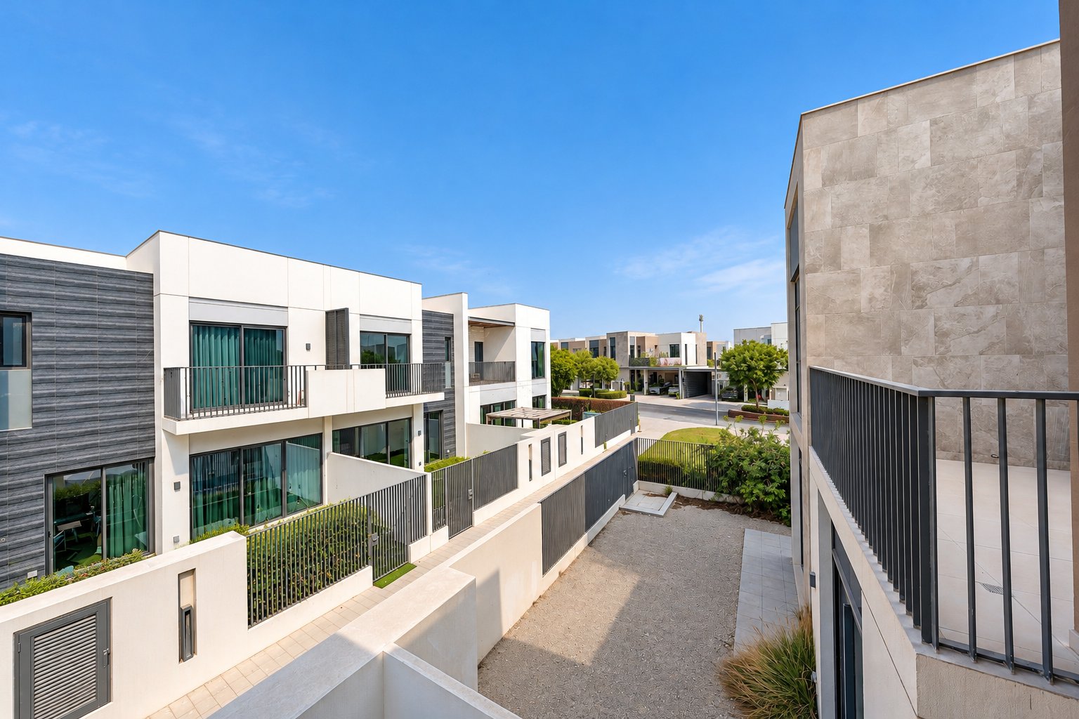 Modern 3 Bed| Family-Friendly Community| Furnished