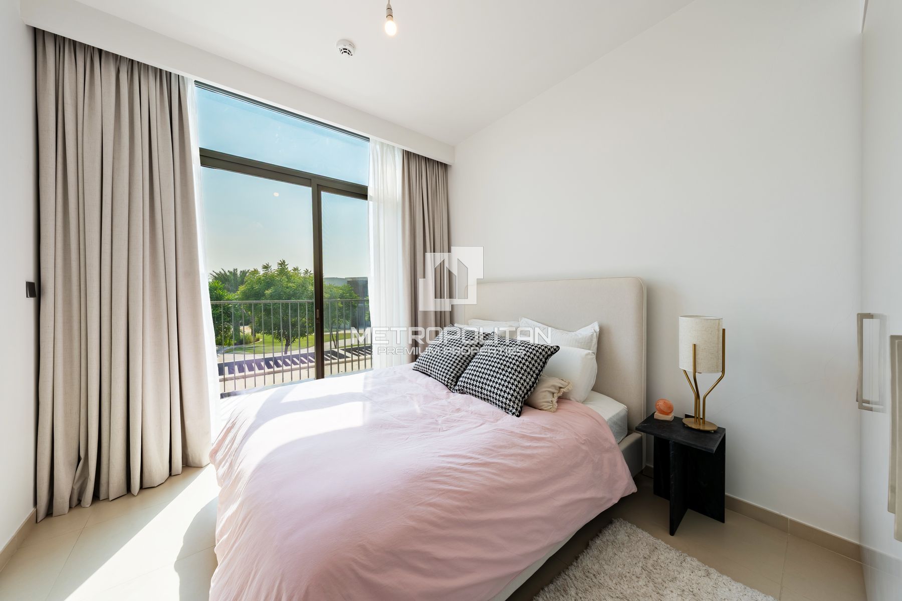 Modern 3 Bed| Family-Friendly Community| Furnished