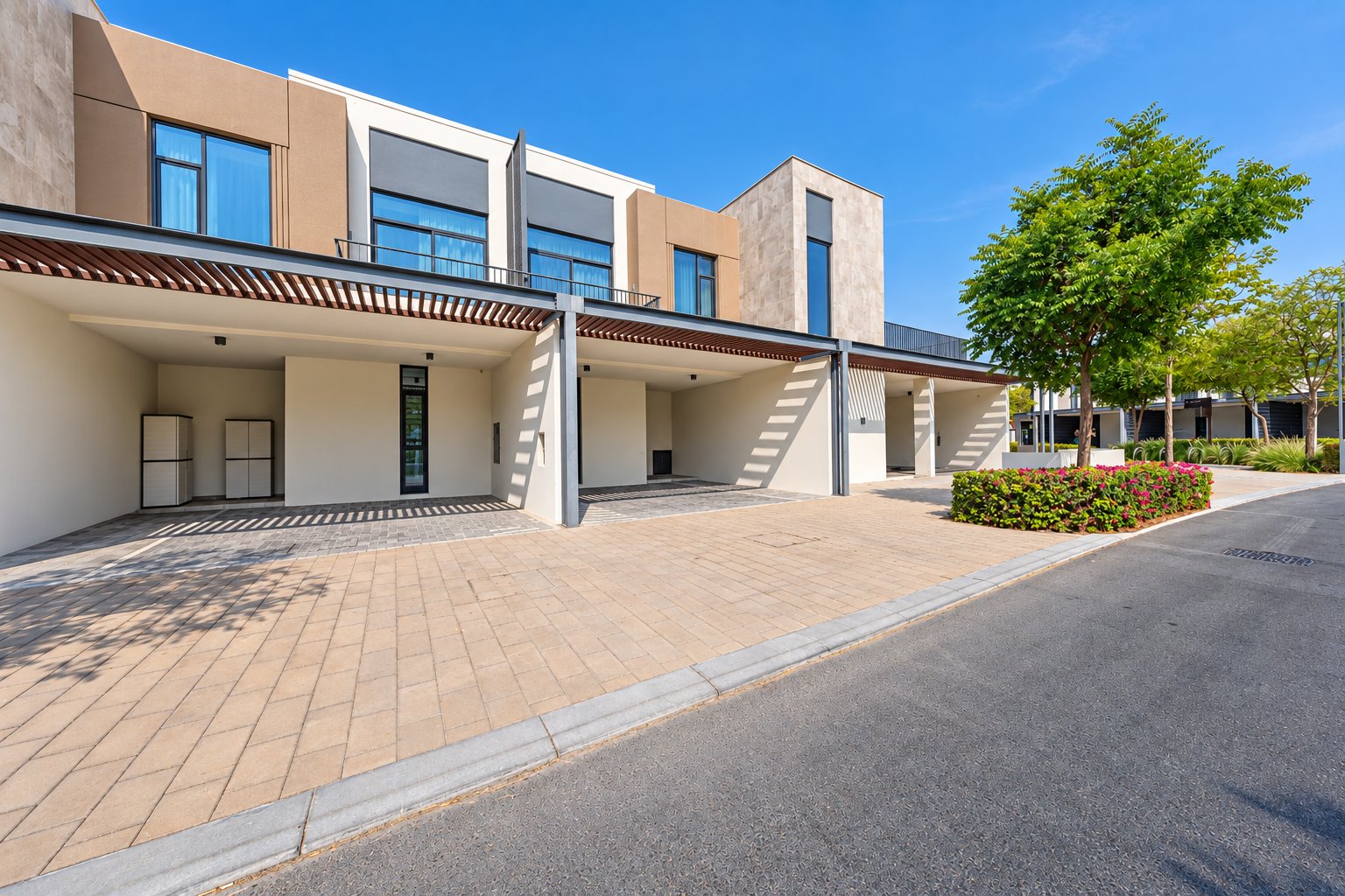 Modern 3 Bed| Family-Friendly Community| Furnished