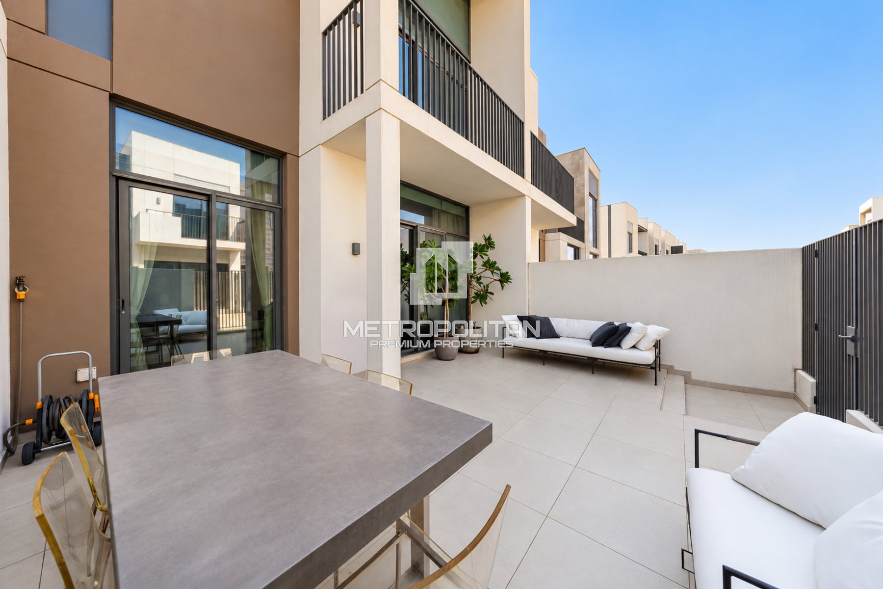Modern 3 Bed| Family-Friendly Community| Furnished
