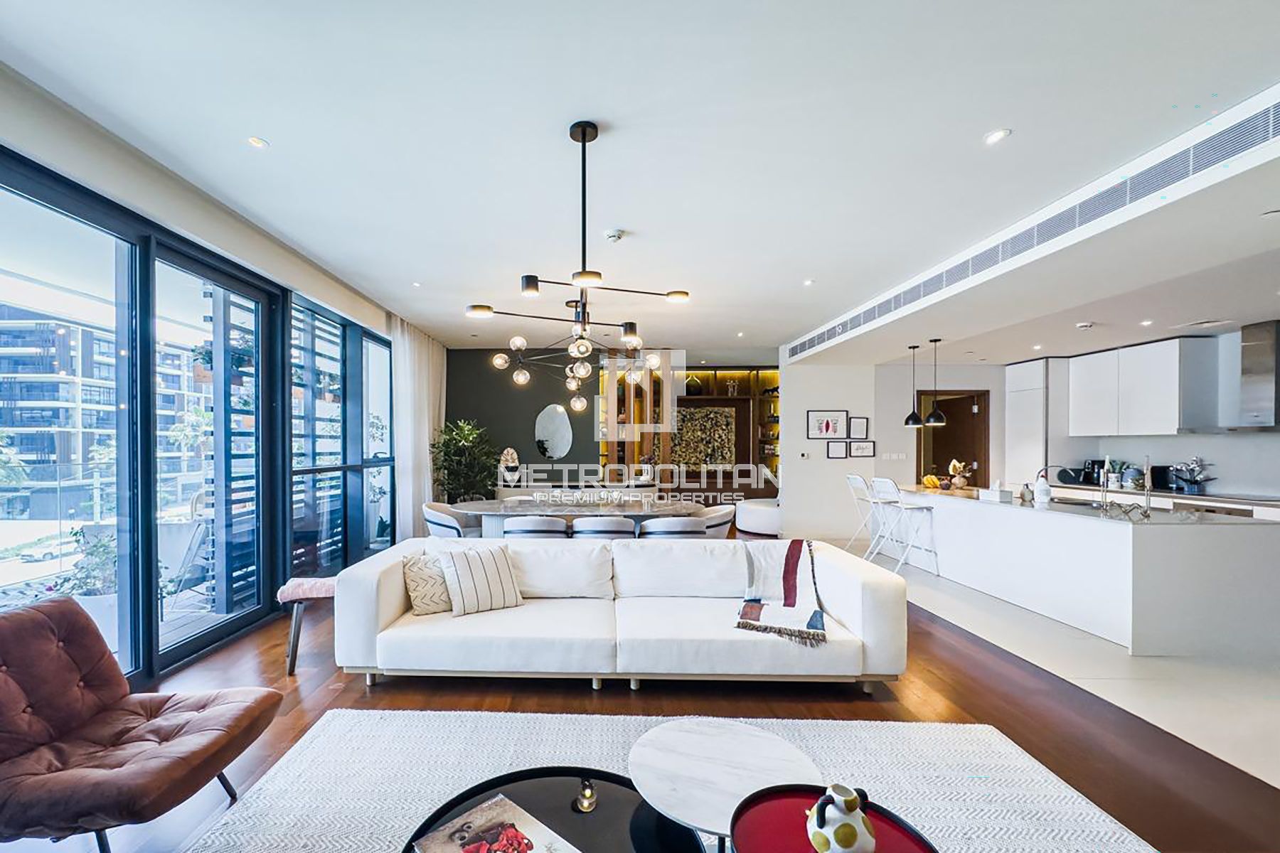 Maid's Room  |  Burj View  |  Large Layout