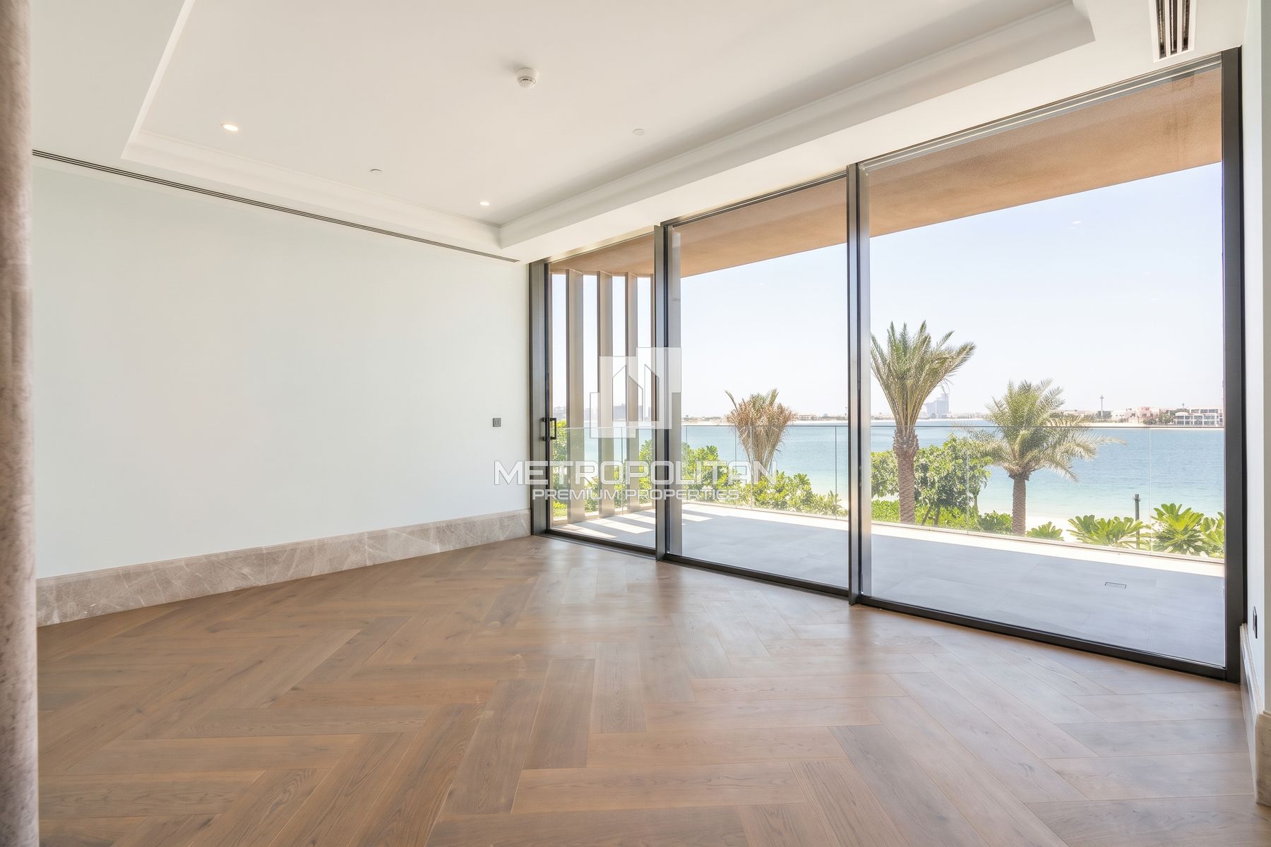 Luxury Beachfront Villa | Six Senses Residences