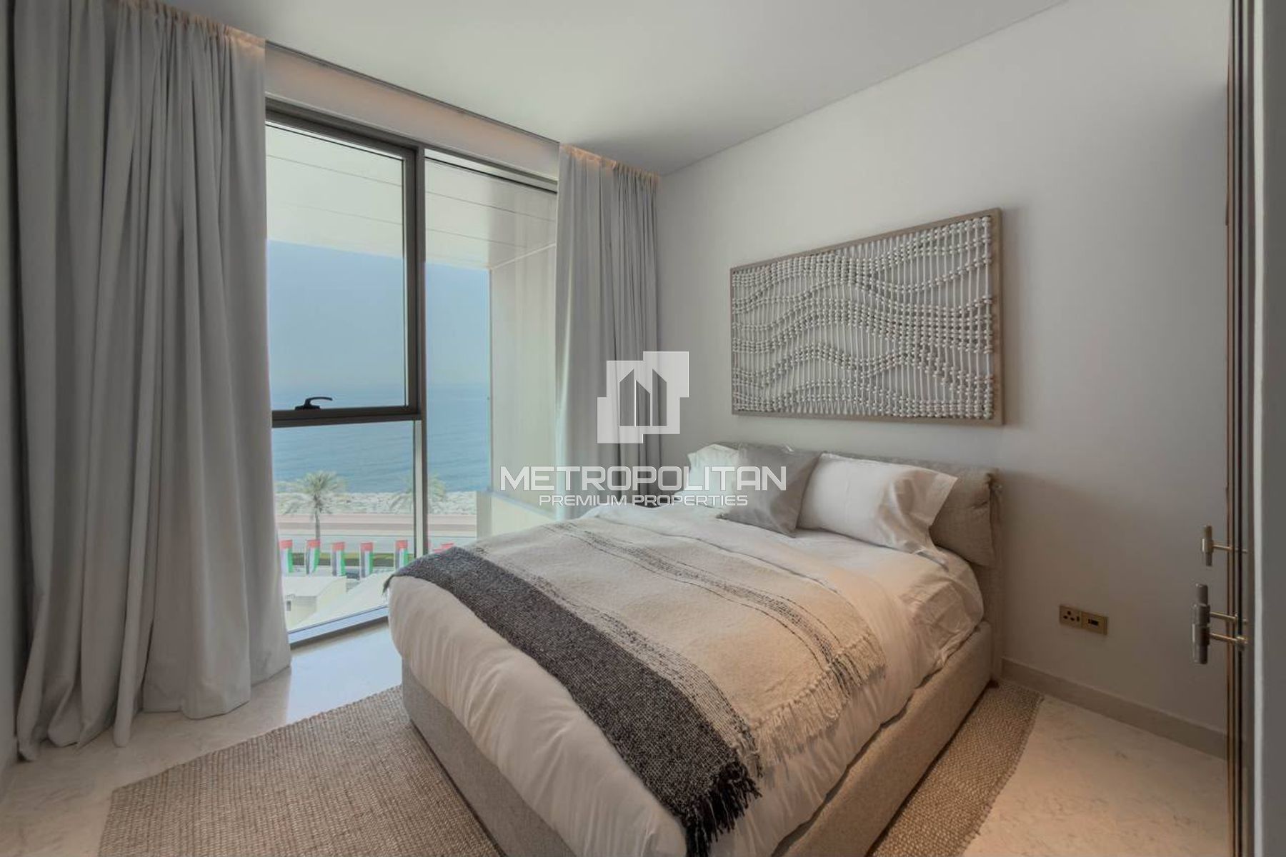Luxury 2-Bedroom | Panoramic Sea View | Furnished