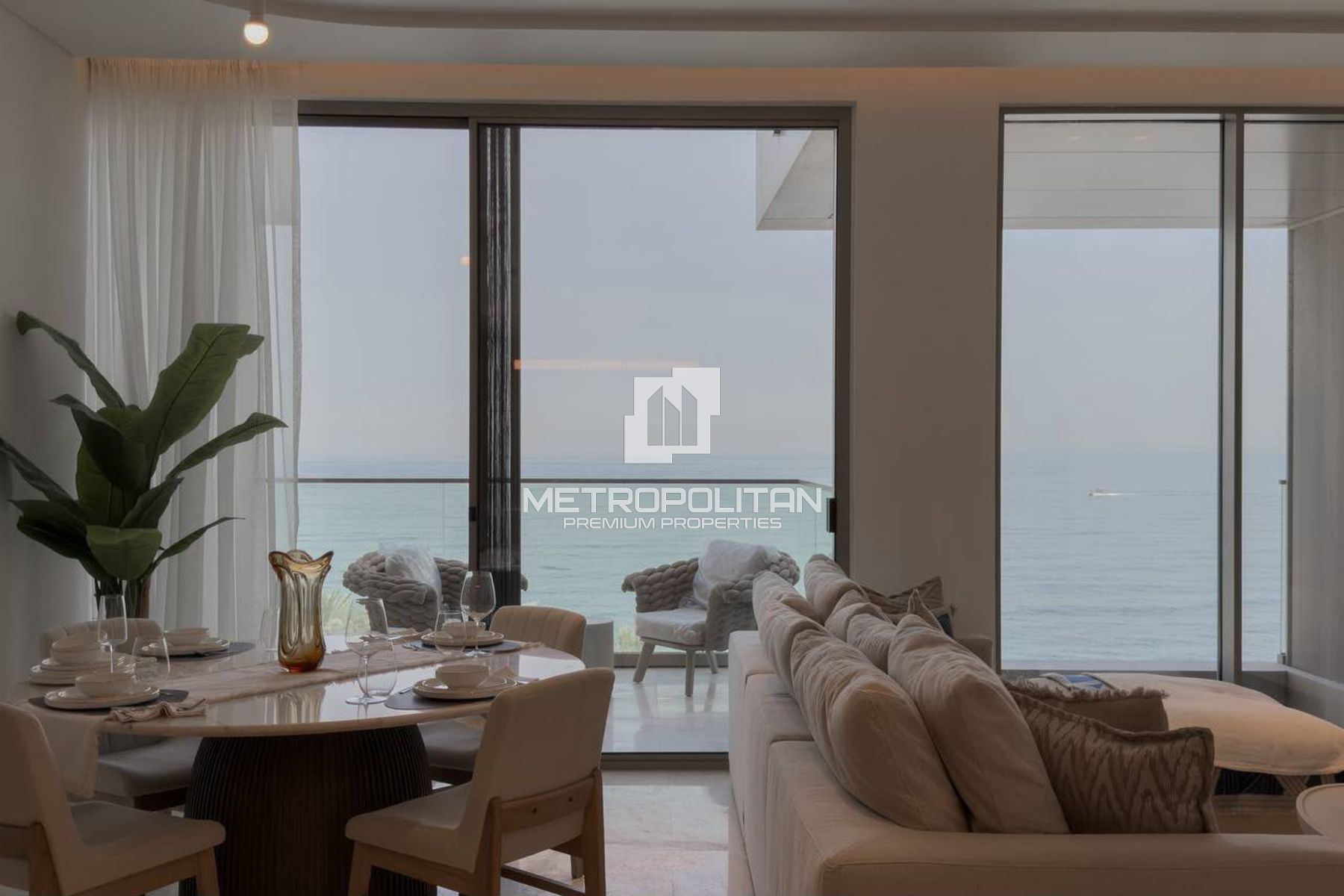 Luxury 2-Bedroom | Panoramic Sea View | Furnished