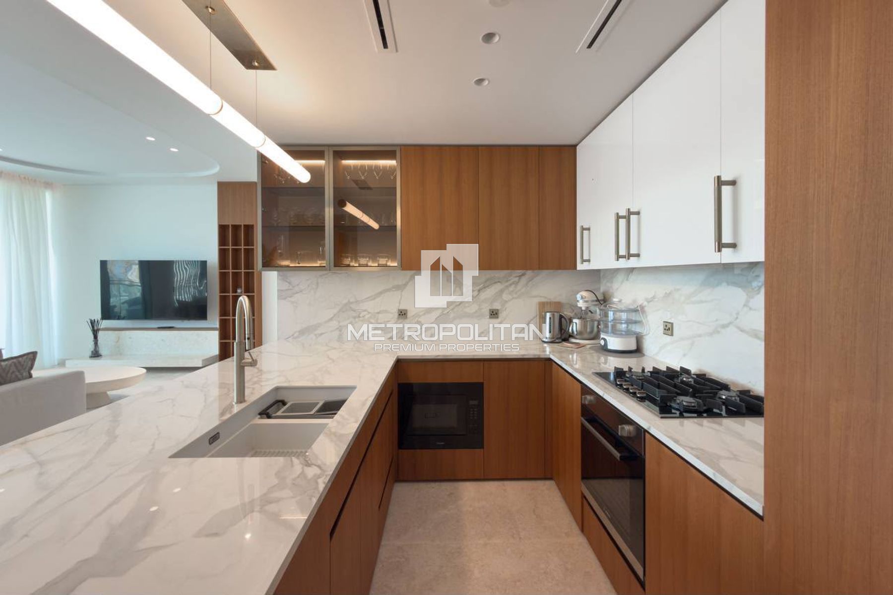 Luxury 2-Bedroom | Panoramic Sea View | Furnished