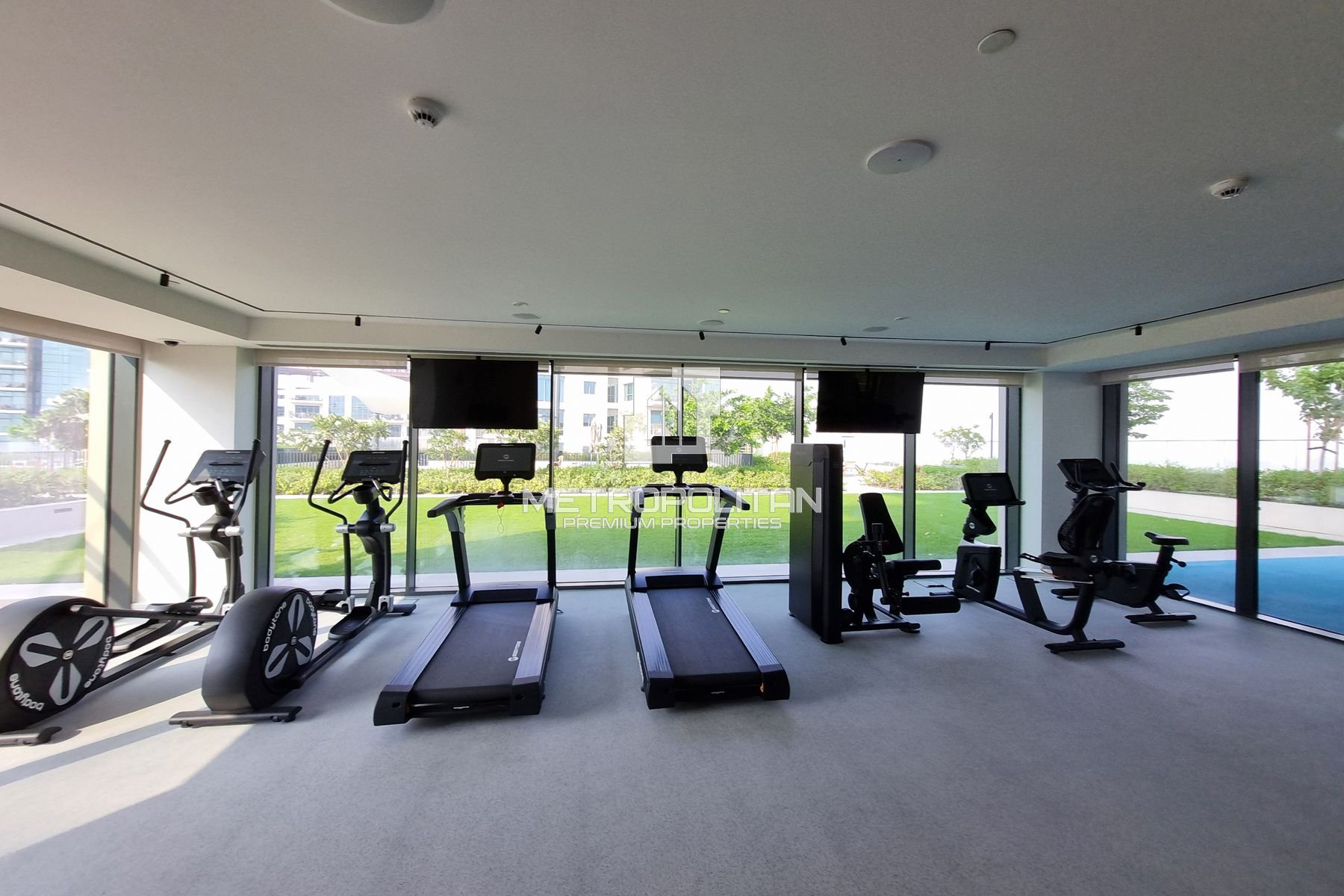 Brand New | Bright | Maids | Golf Course View