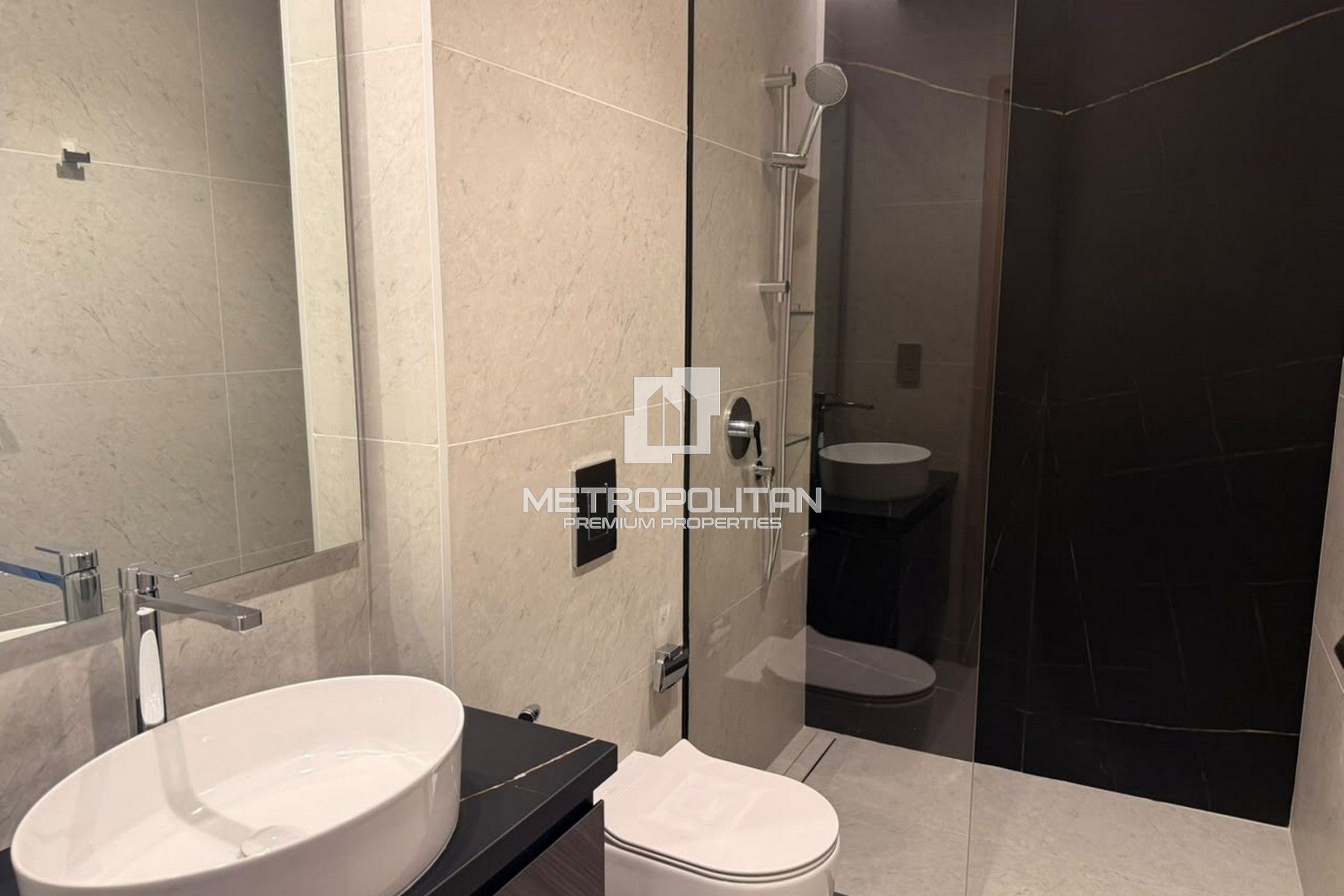 Furnished Studio | Middle Floor | Canal View