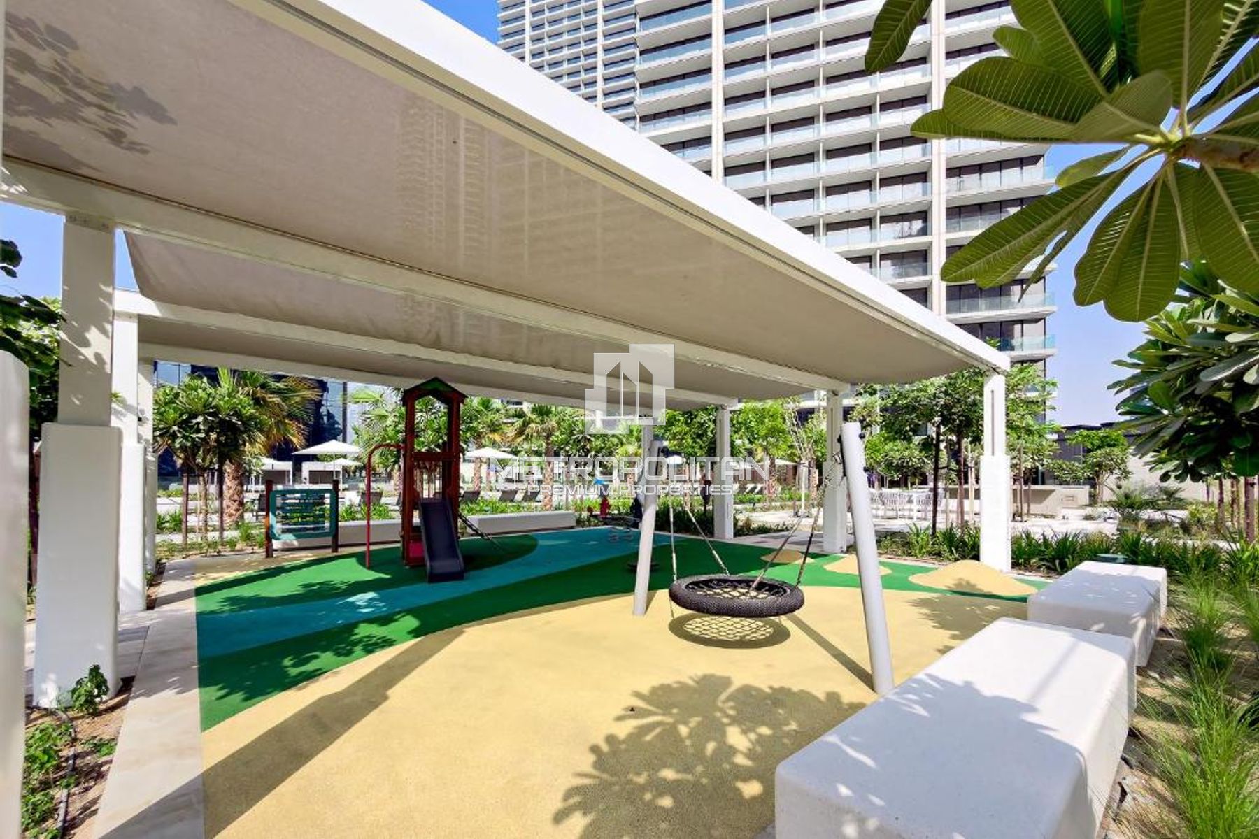 Furnished Studio | Middle Floor | Canal View