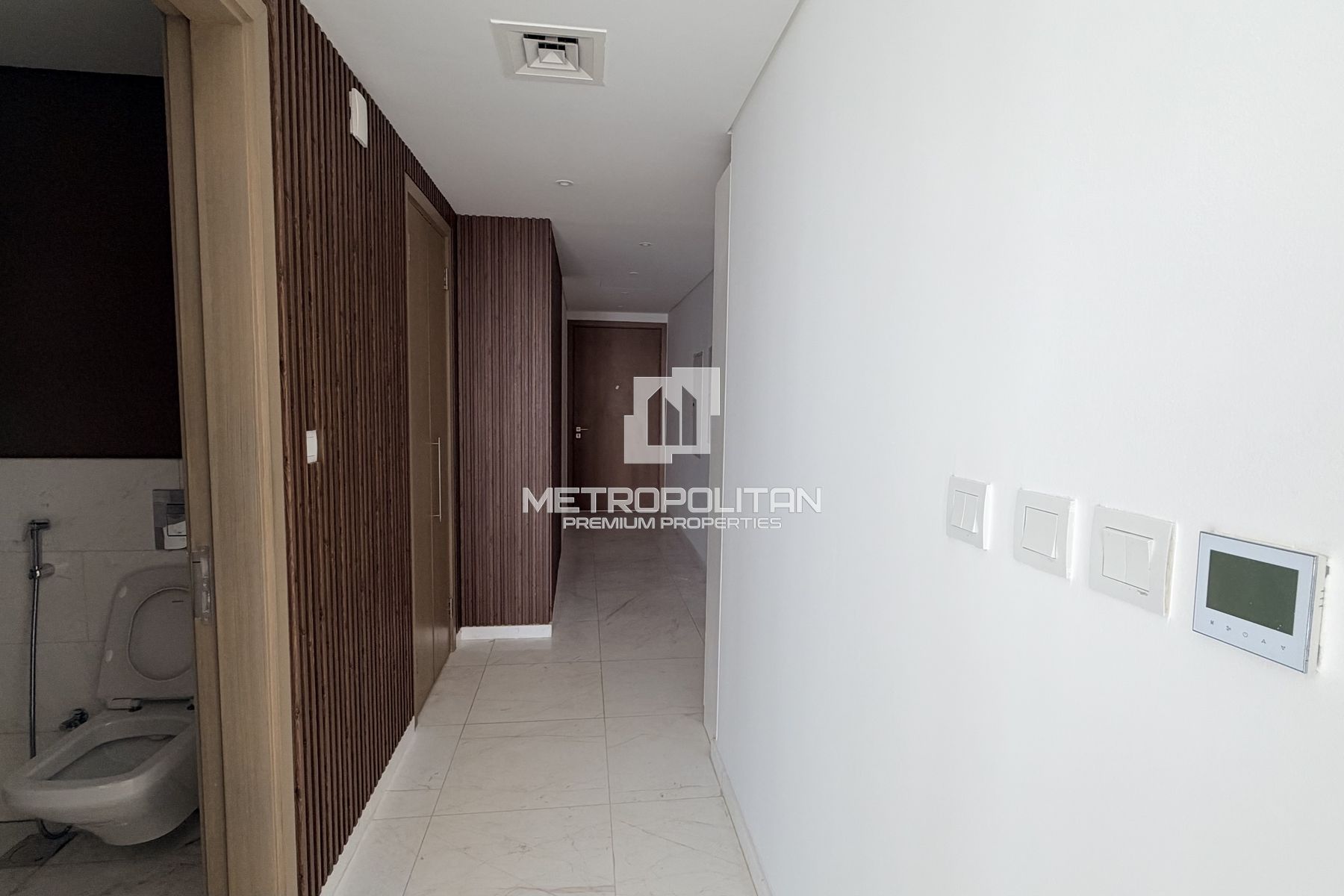 SkyRise Collection | High Floor | Huge Layout