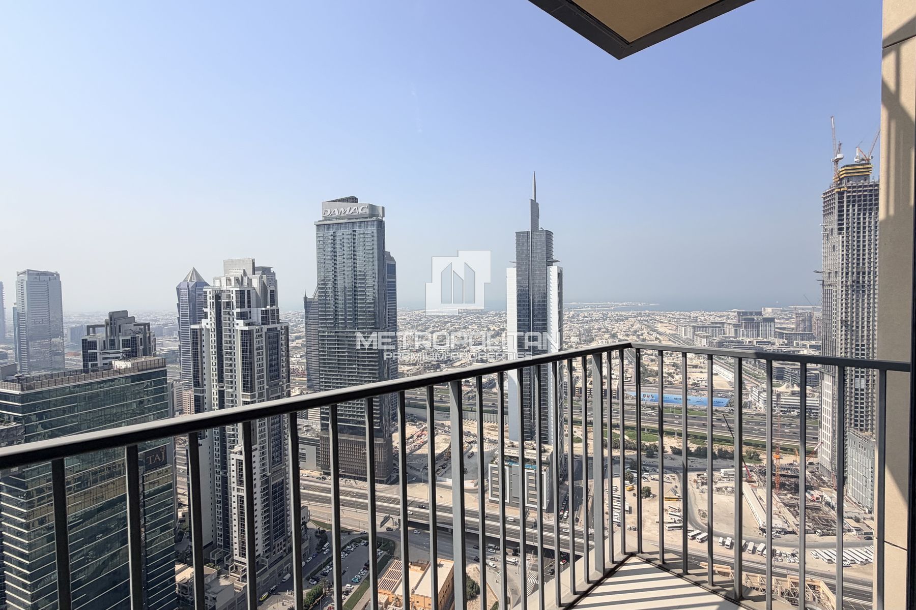 SkyRise Collection | High Floor | Huge Layout