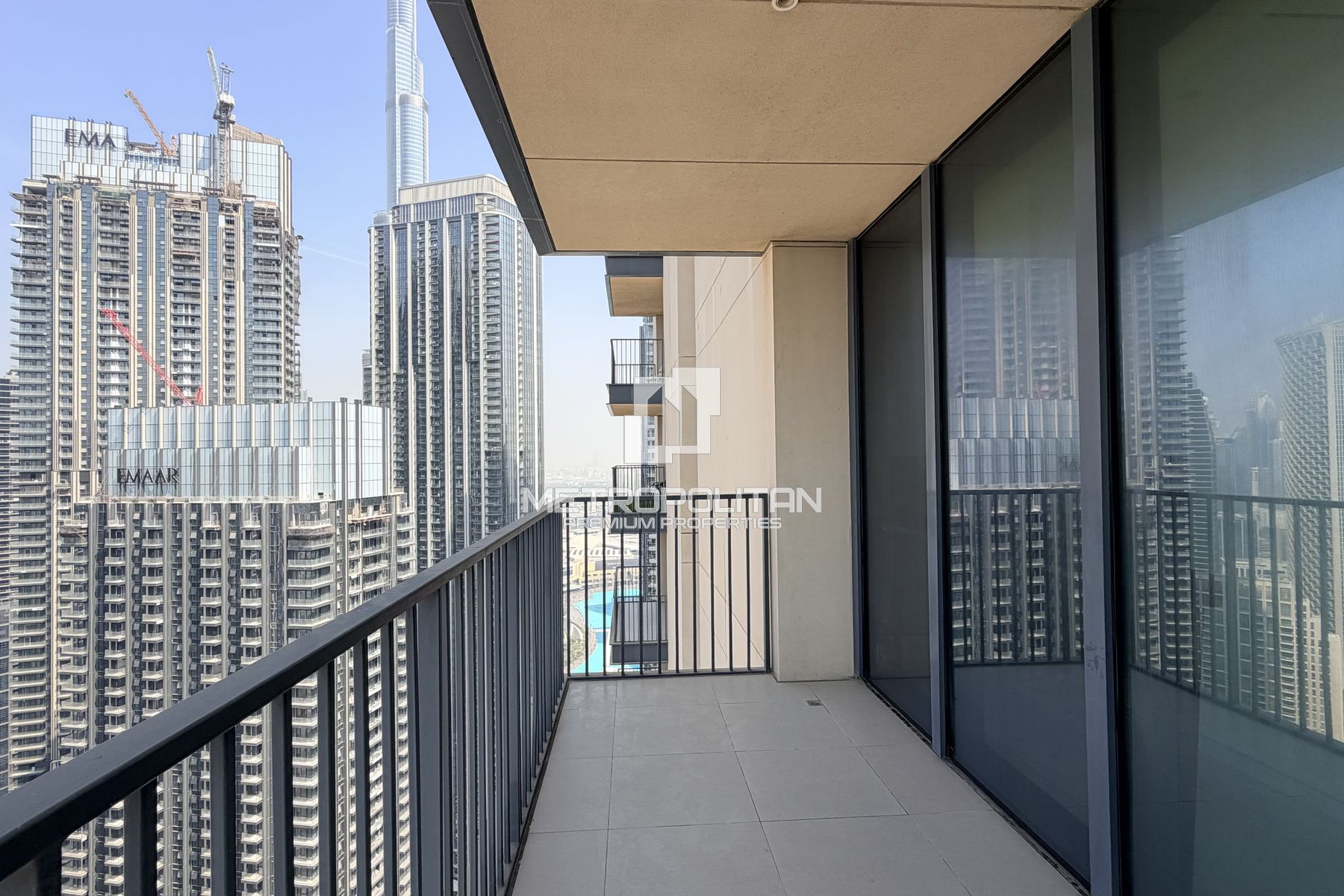 SkyRise Collection | High Floor | Huge Layout