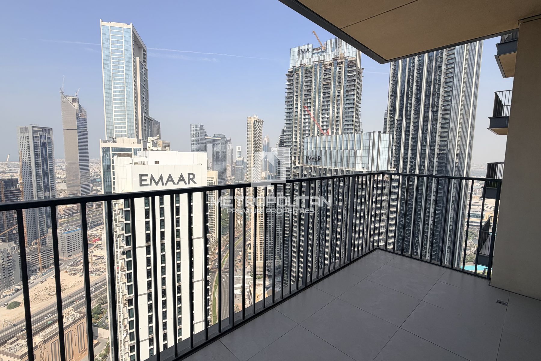 SkyRise Collection | High Floor | Huge Layout