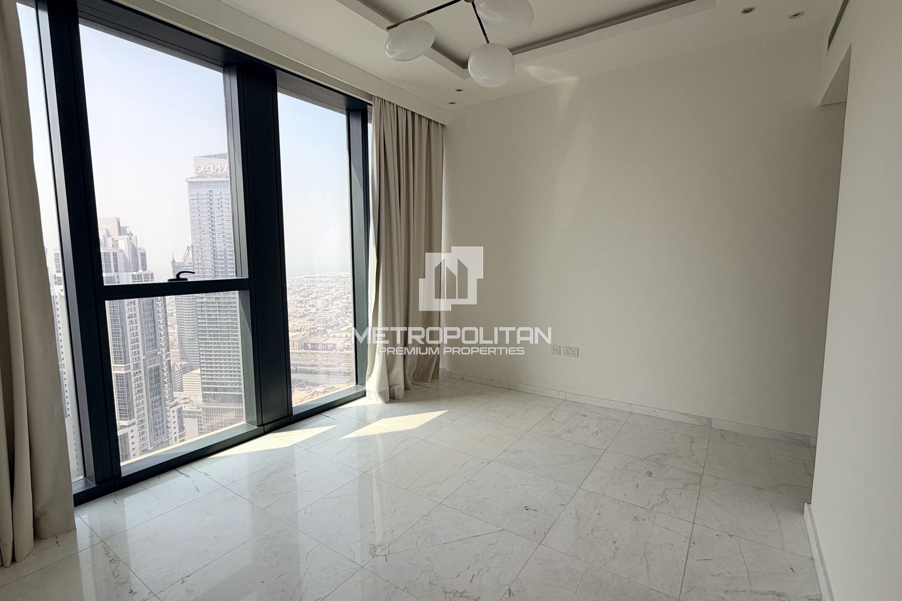 SkyRise Collection | High Floor | Huge Layout