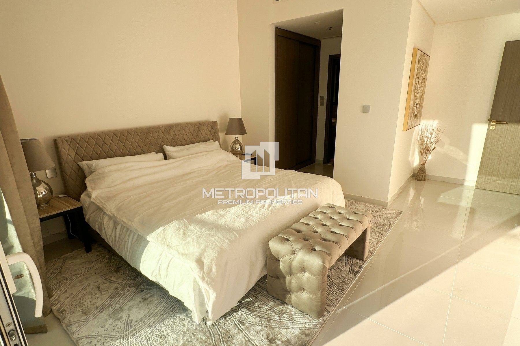 Luxury Apartment | Furnished | Water View | Vacant