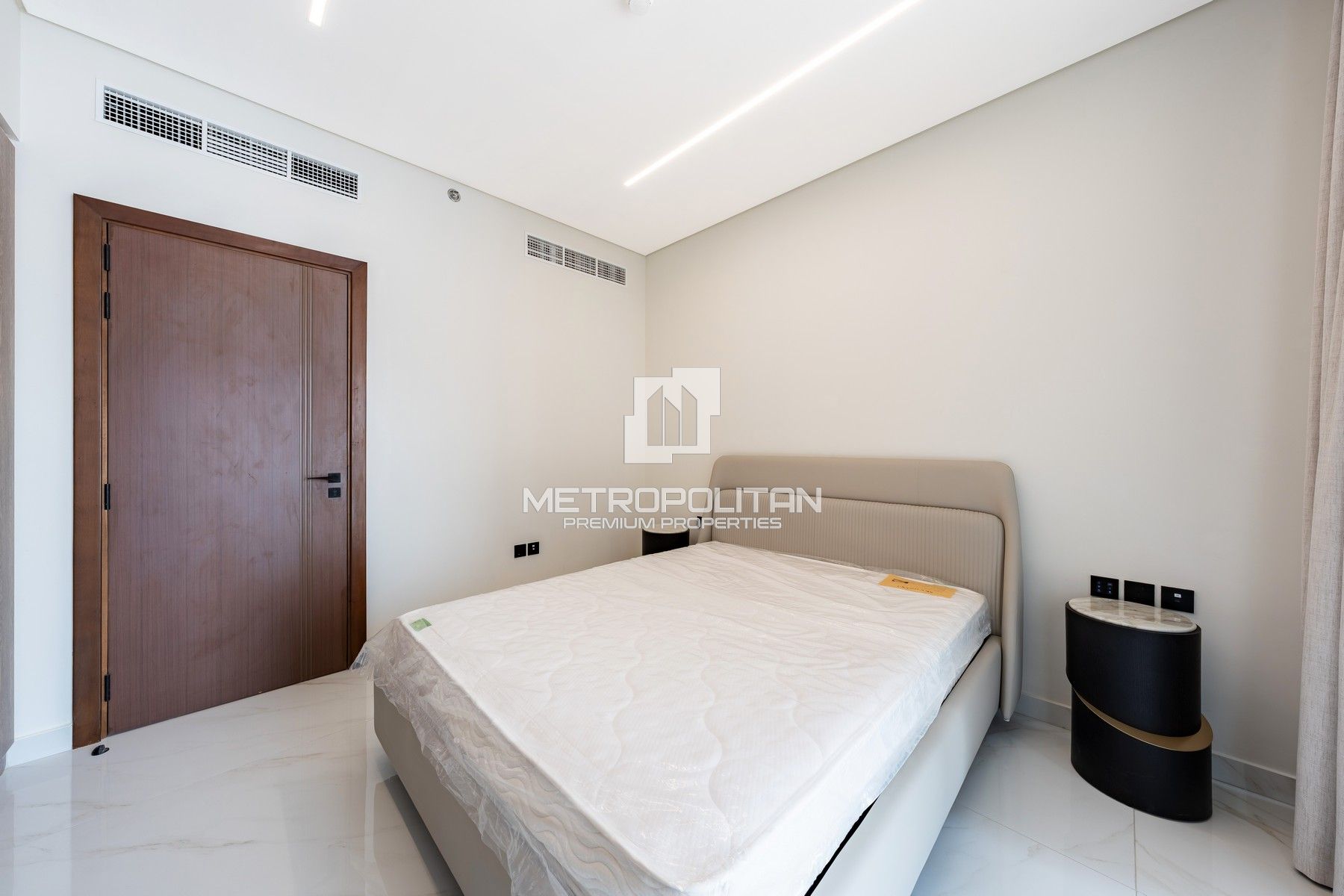 Fully Furnished | High Floor | Brand New | Vacant