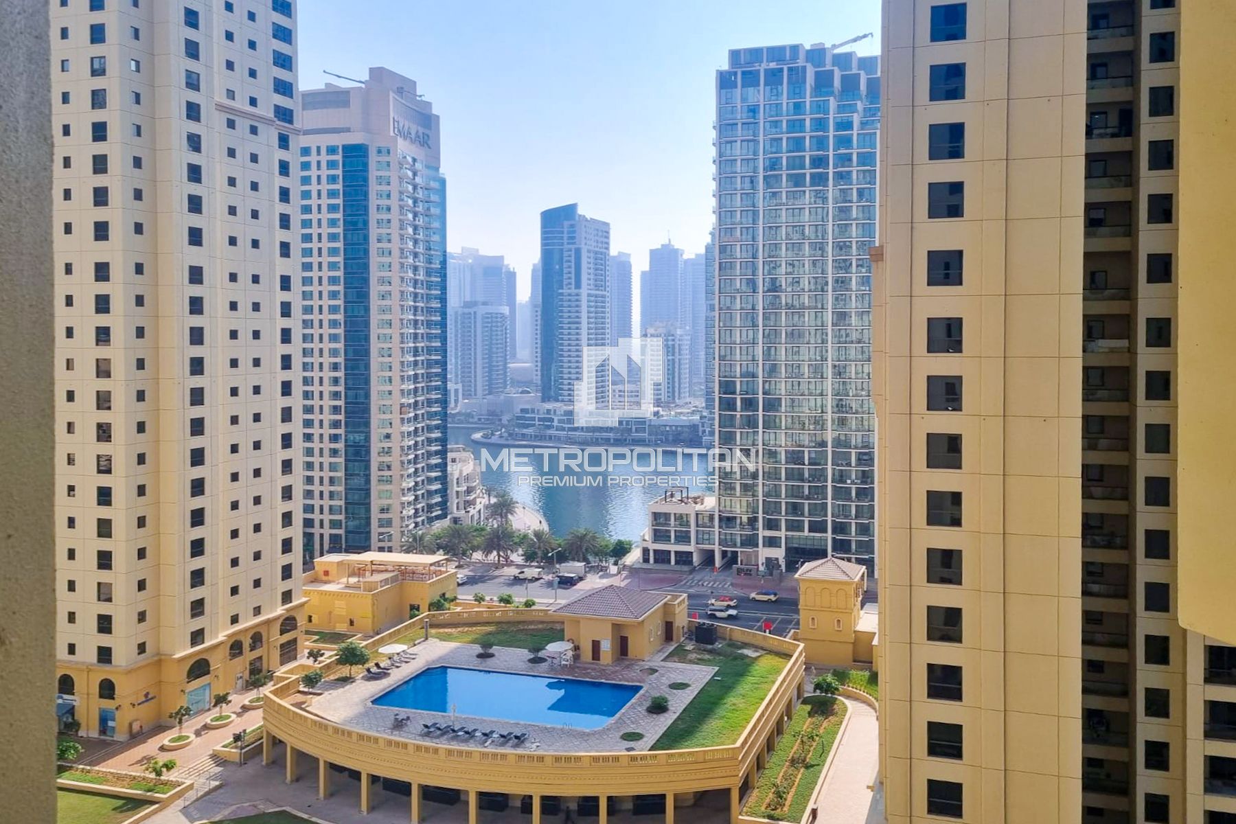 Walk to Beach | 2 Cheques | Furnished 1 Bed