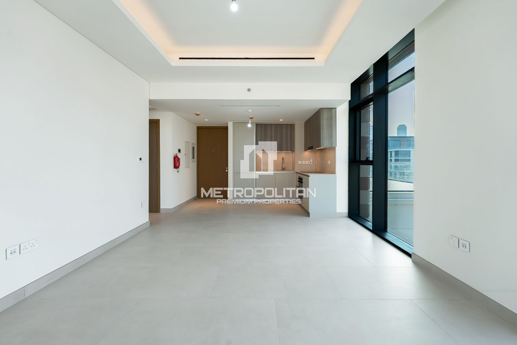 High Floor | Fitted Kitchen | Brand New Unit