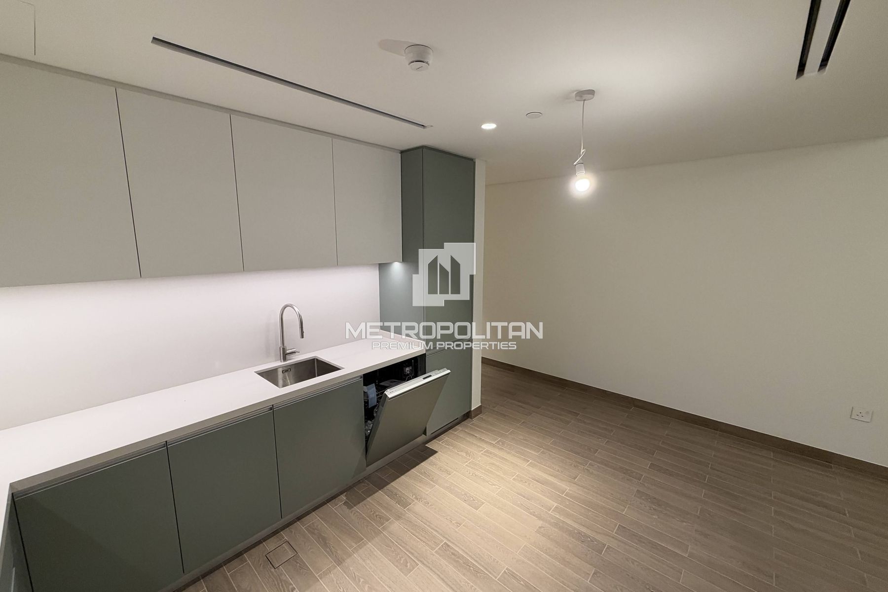Burj Khalifa View | Semi-Furnished | City Walk