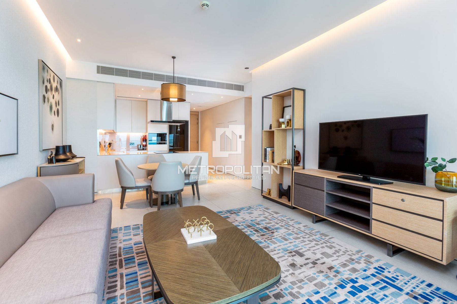 Prime Location | Vibrant Waterfront Living
