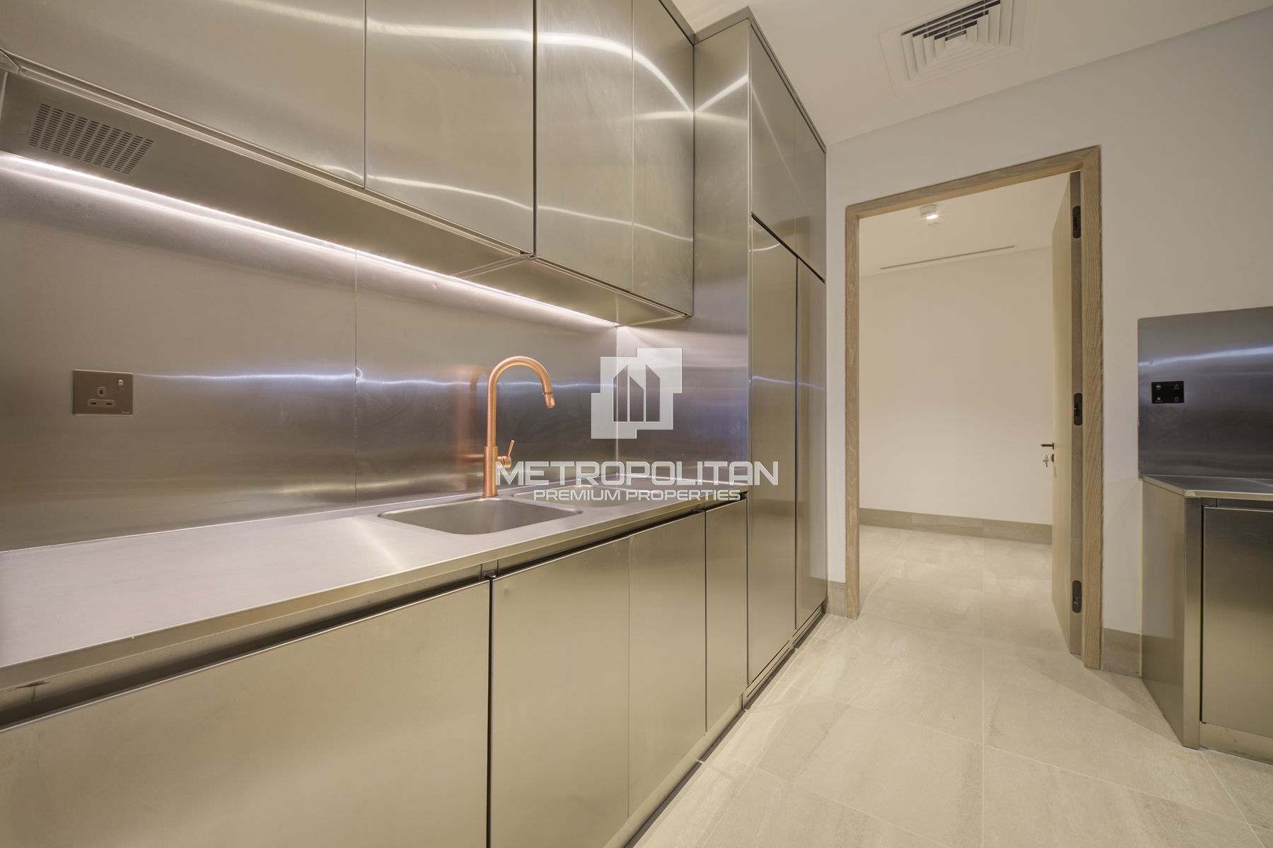 Full Palm View | High Floor | Corner Unit