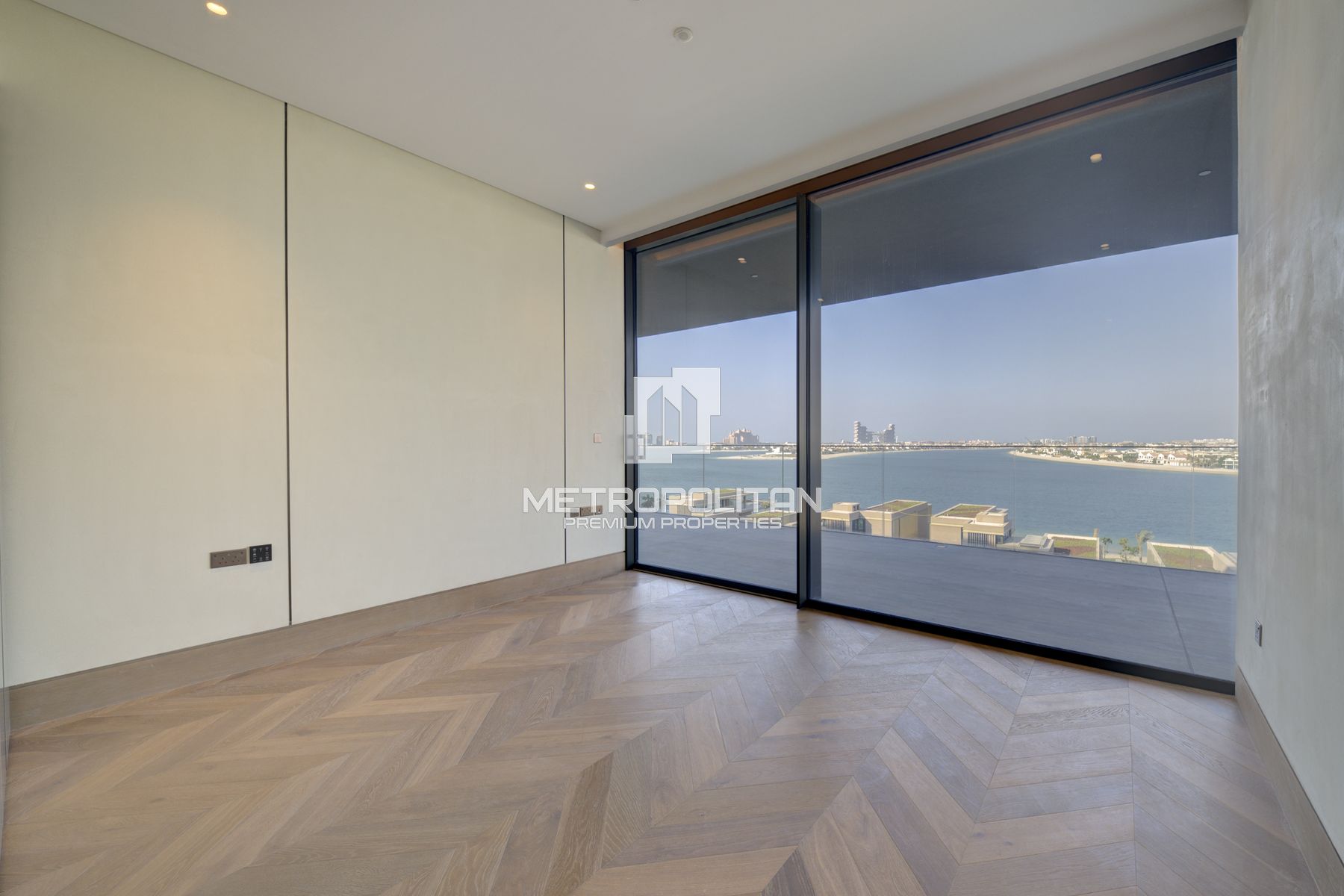 Full Palm View | High Floor | Corner Unit