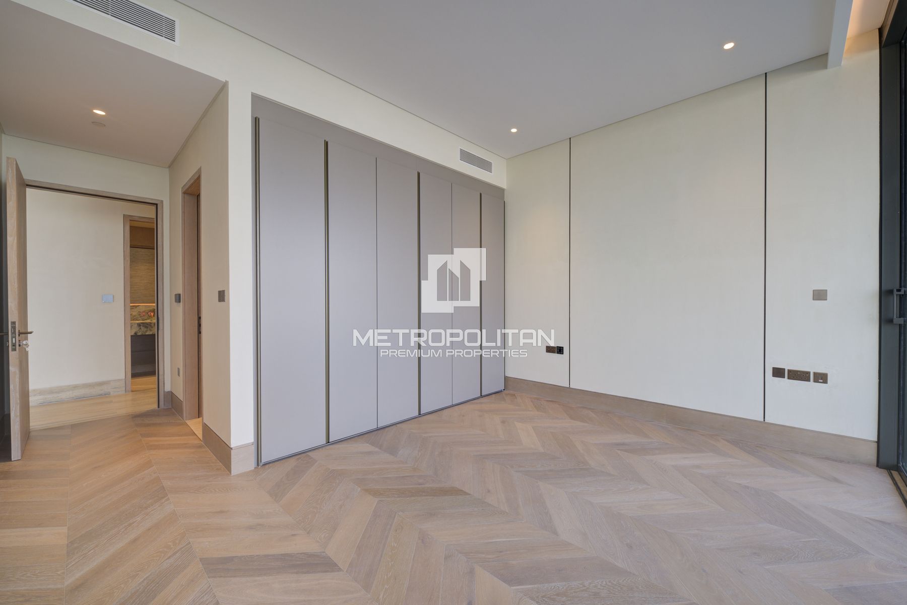 Full Palm View | High Floor | Corner Unit