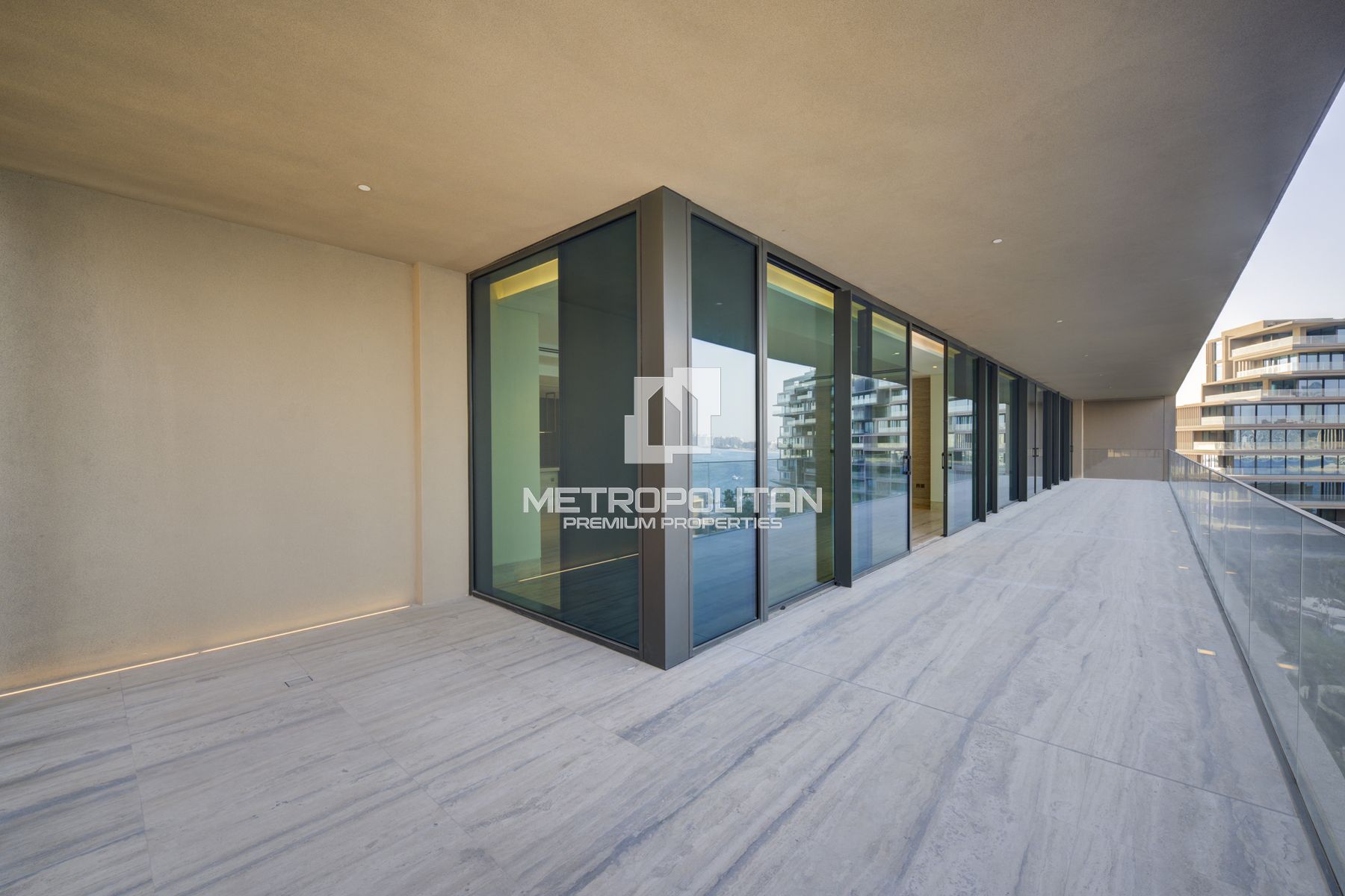 Full Palm View | High Floor | Corner Unit