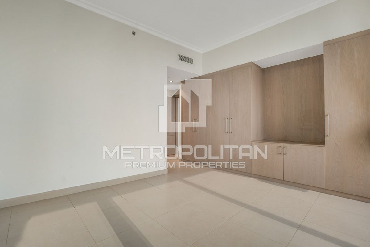 Large Floor Plan | Modern Interiors | High Floor
