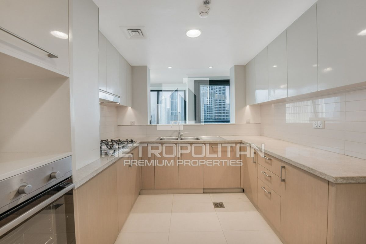 Large Floor Plan | Modern Interiors | High Floor