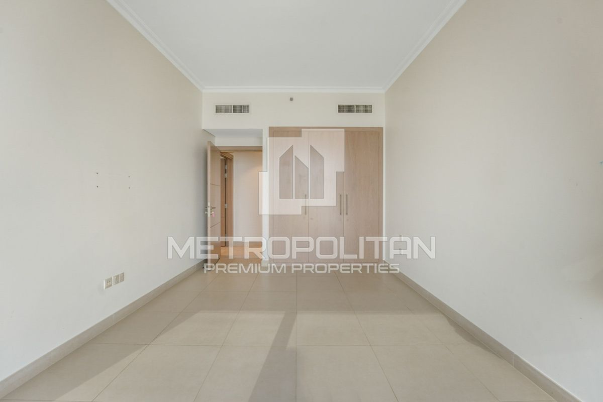 Large Floor Plan | Modern Interiors | High Floor