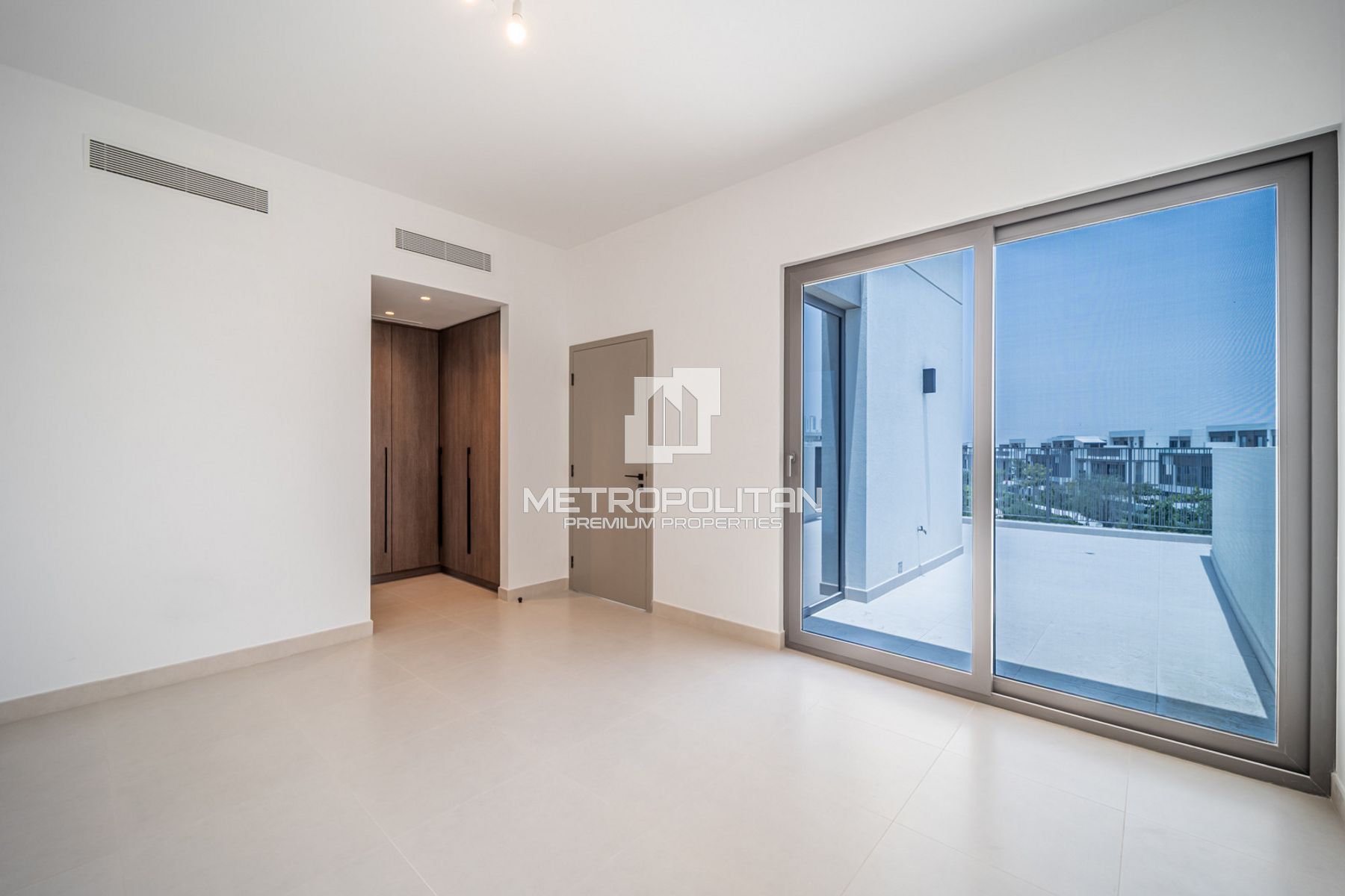 4BR Villa for Rent in Tilal Al Ghaf – MPR-6970 photo-5