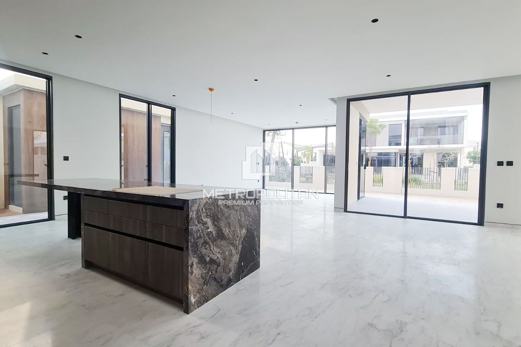 5BR Villa for Rent in Tilal Al Ghaf – MPR-7132 photo-2