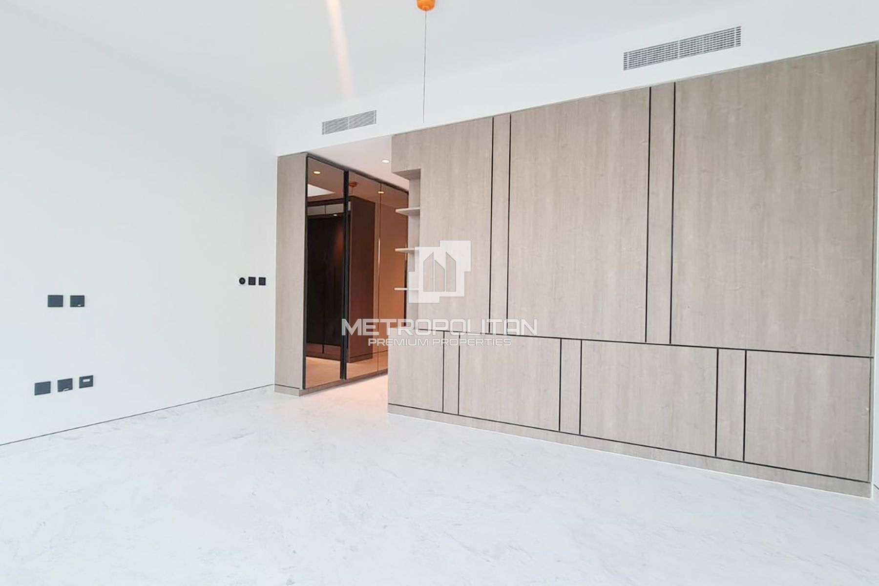 5BR Villa for Rent in Tilal Al Ghaf – MPR-7132 photo-4